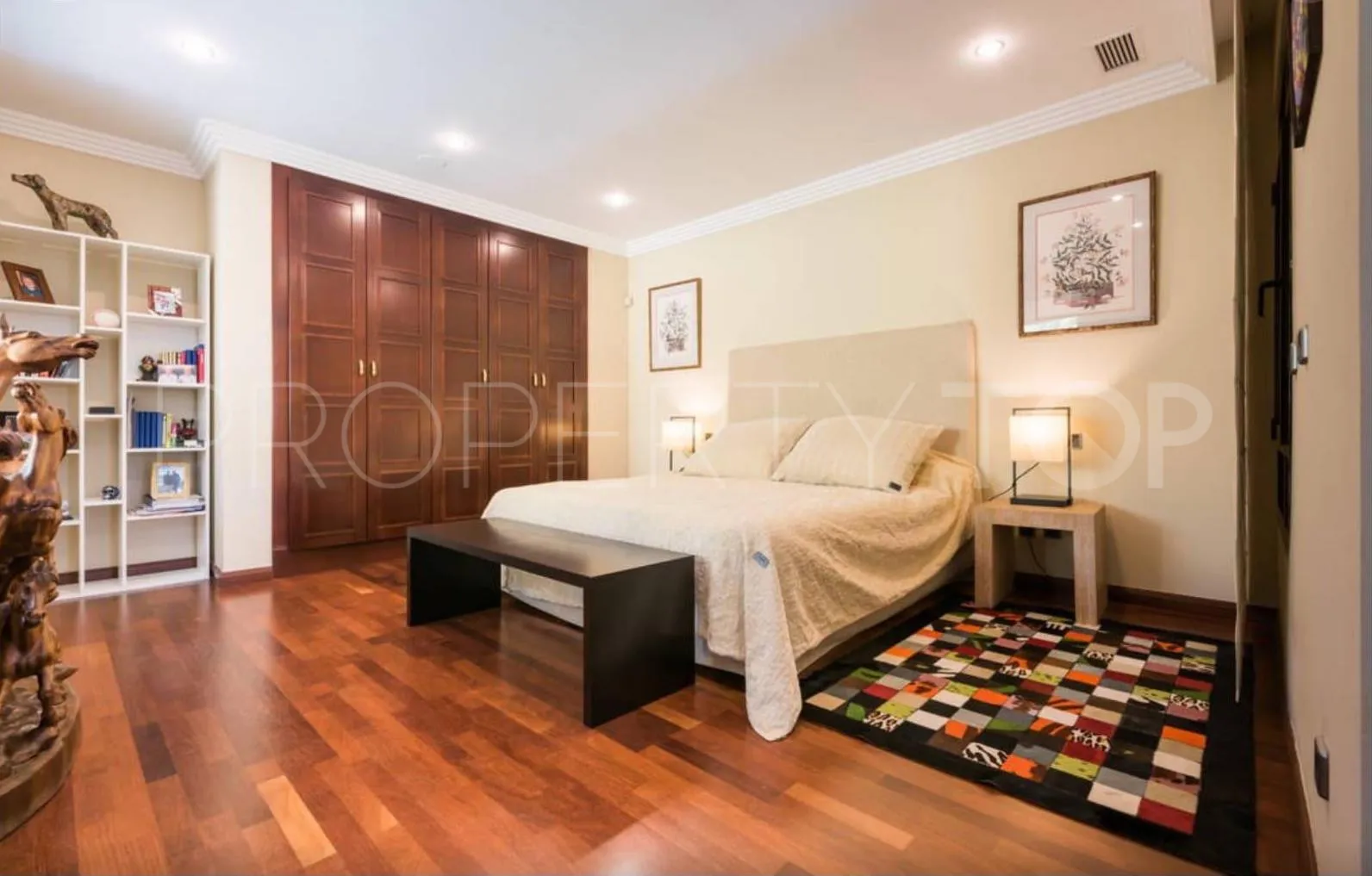 Bungalow con 3 dormitorios en venta en Bahia de Banus
