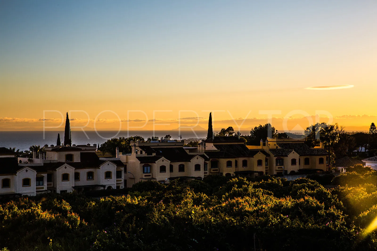 Buy villa in Sierra Blanca