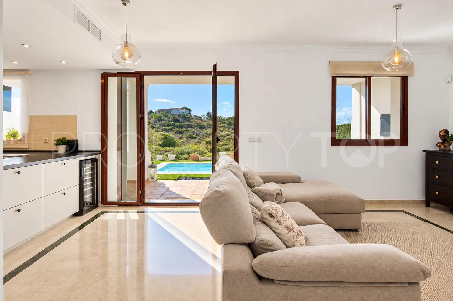 Semi detached house in Doña Julia for sale