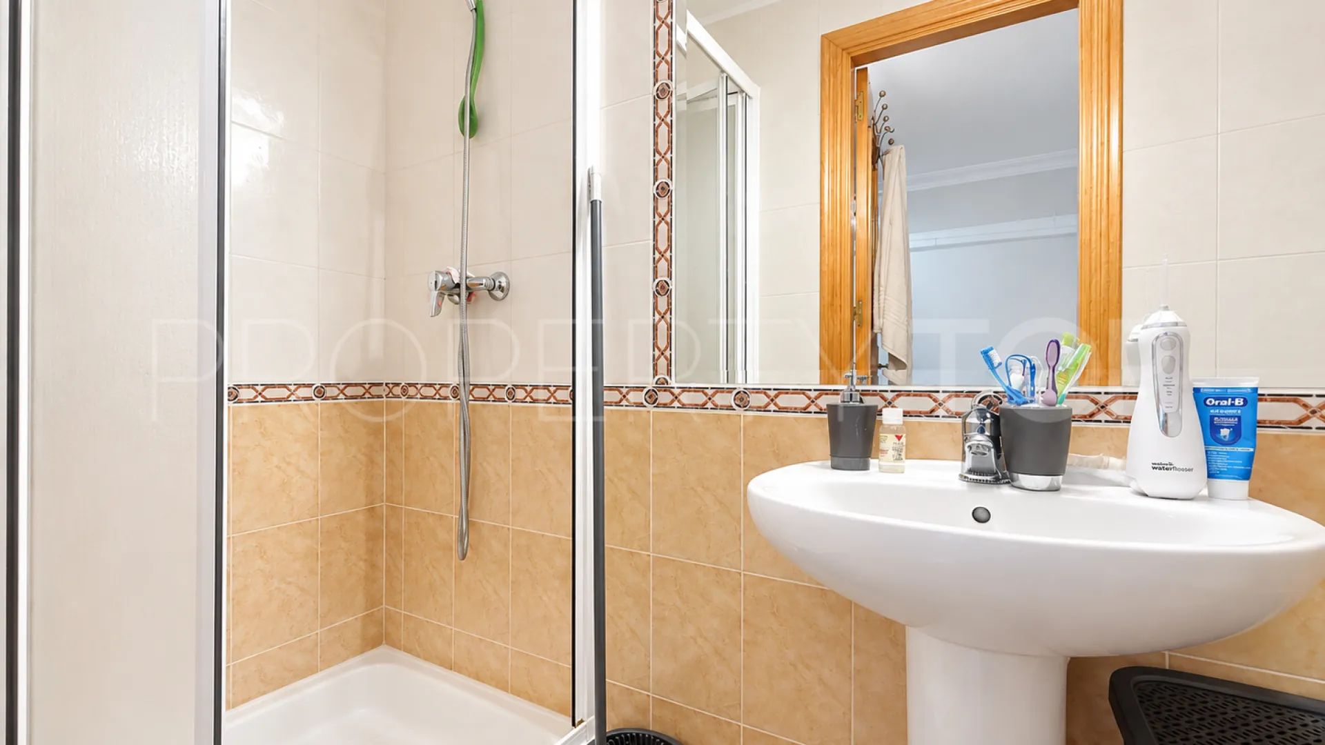 Buy Estepona Town town house with 4 bedrooms