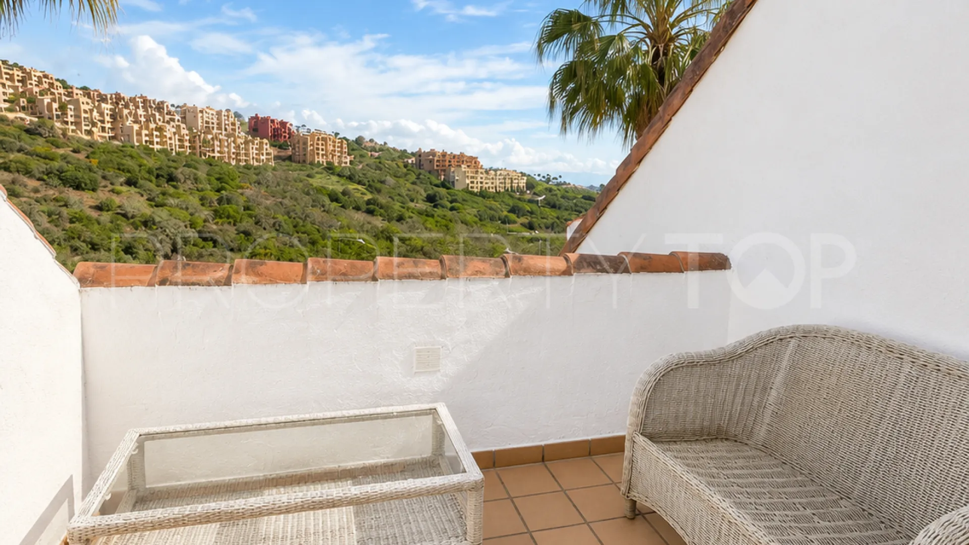 For sale Duquesa Village 2 bedrooms penthouse