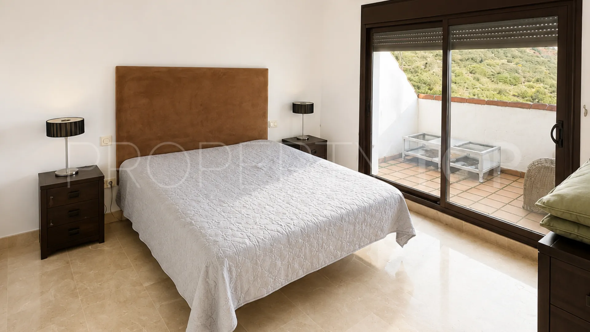 For sale Duquesa Village 2 bedrooms penthouse
