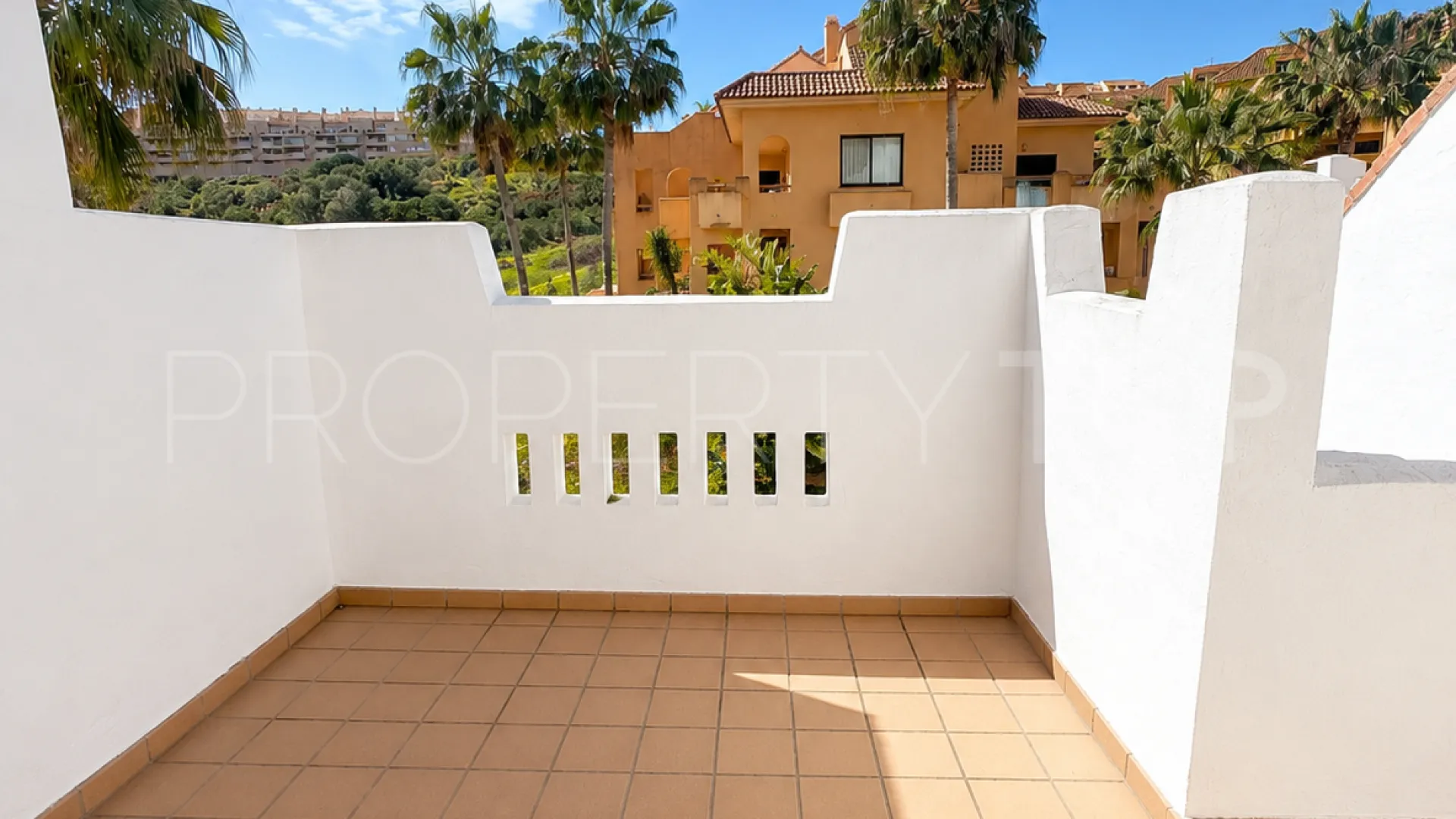 For sale Duquesa Village 2 bedrooms penthouse