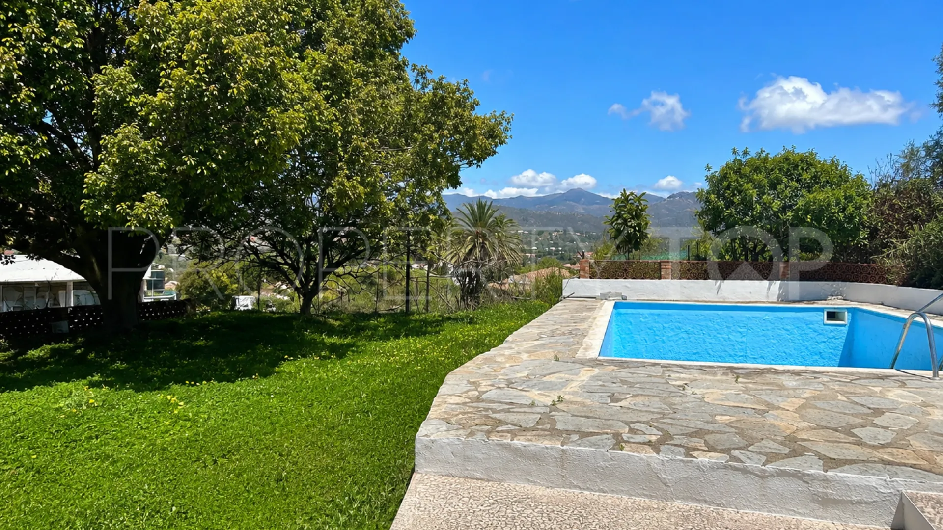 For sale finca in Guadalmansa