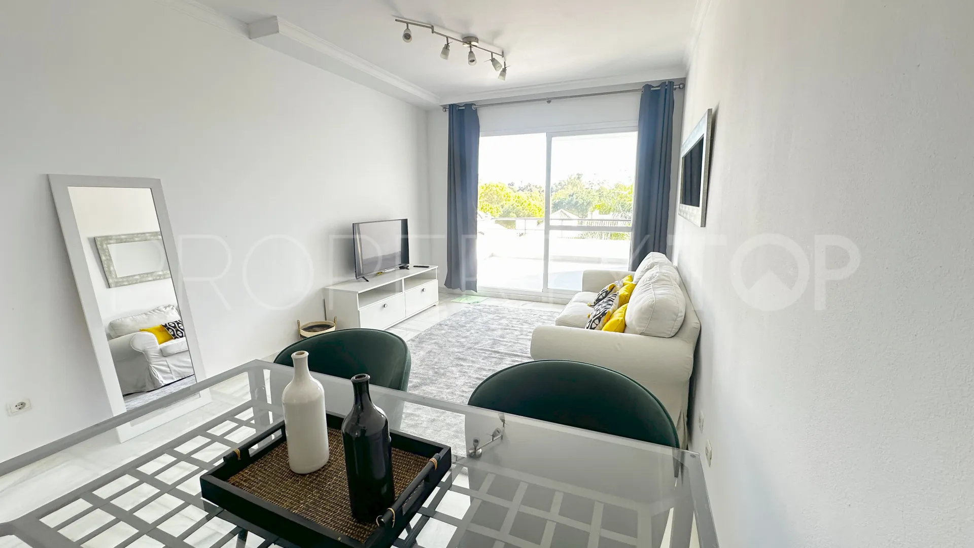 For sale Señorio de Gonzaga 2 bedrooms apartment