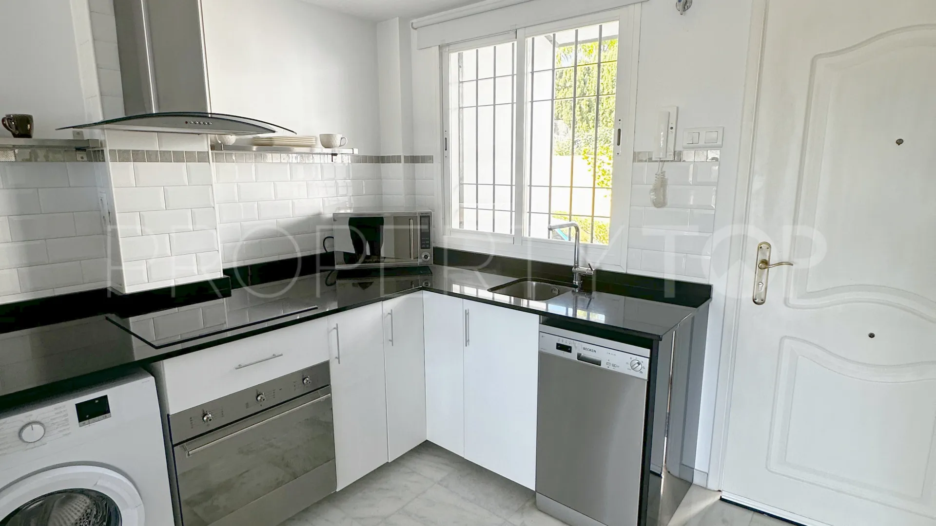 For sale Señorio de Gonzaga 2 bedrooms apartment