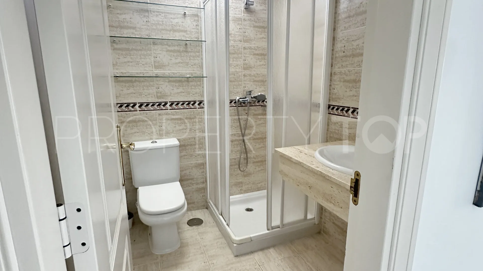 For sale Señorio de Gonzaga 2 bedrooms apartment