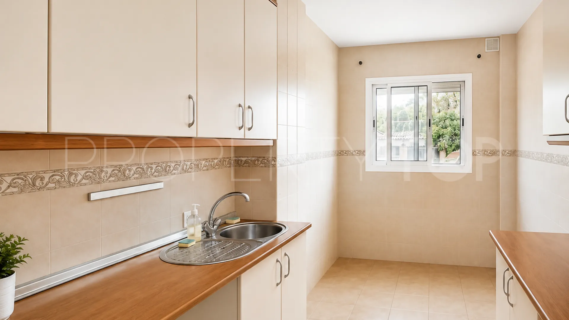 Bermuda Beach, apartamento planta baja en venta con 3 dormitorios