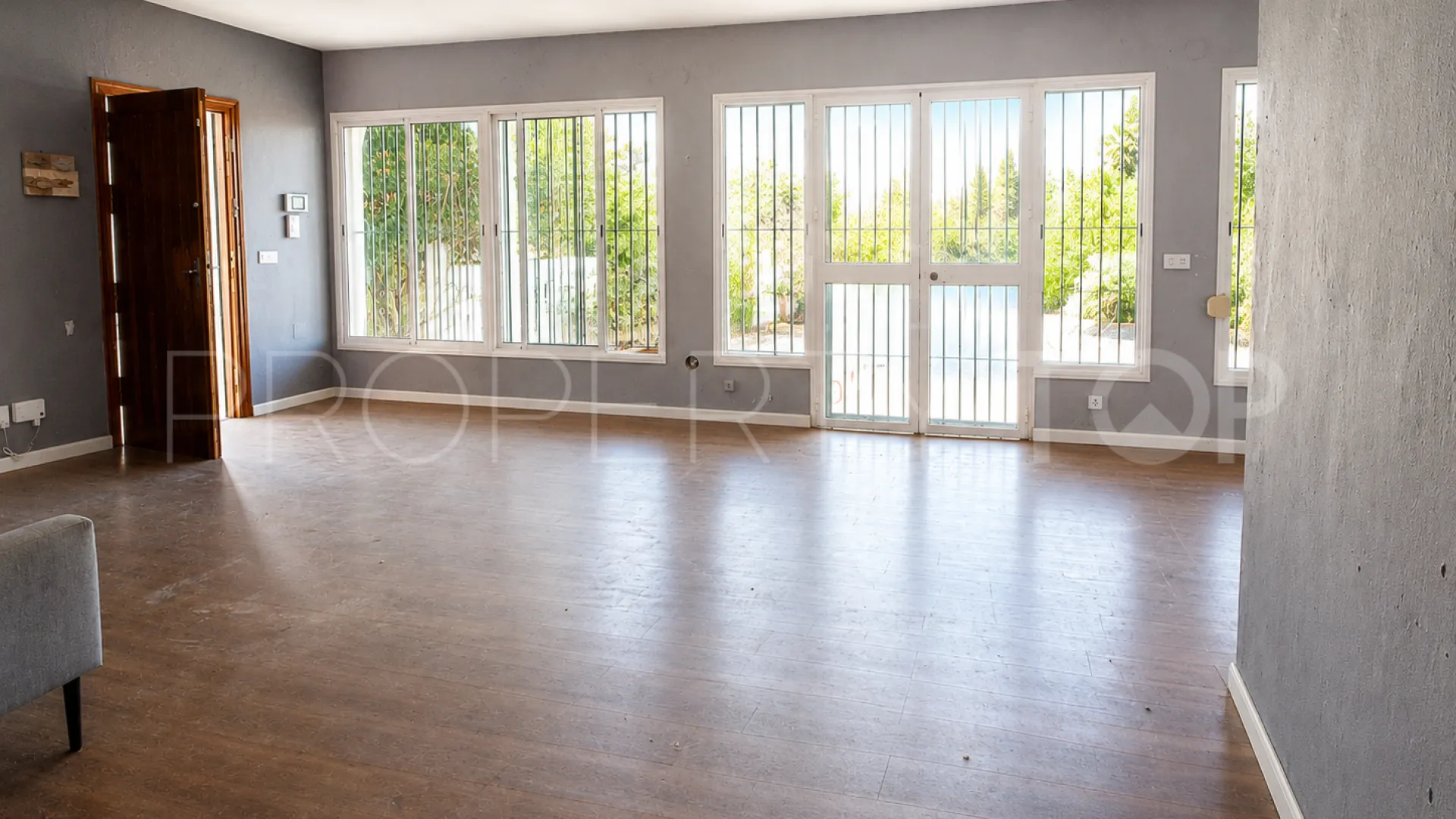 Se vende villa en Paraiso Medio