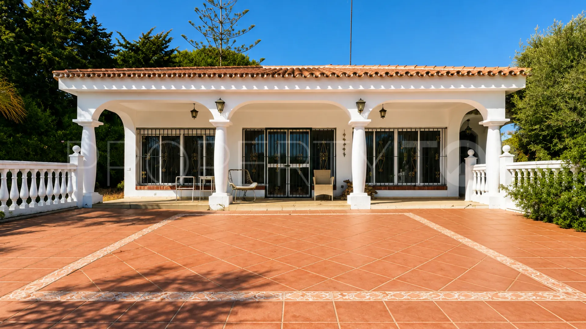 Se vende villa en Paraiso Medio