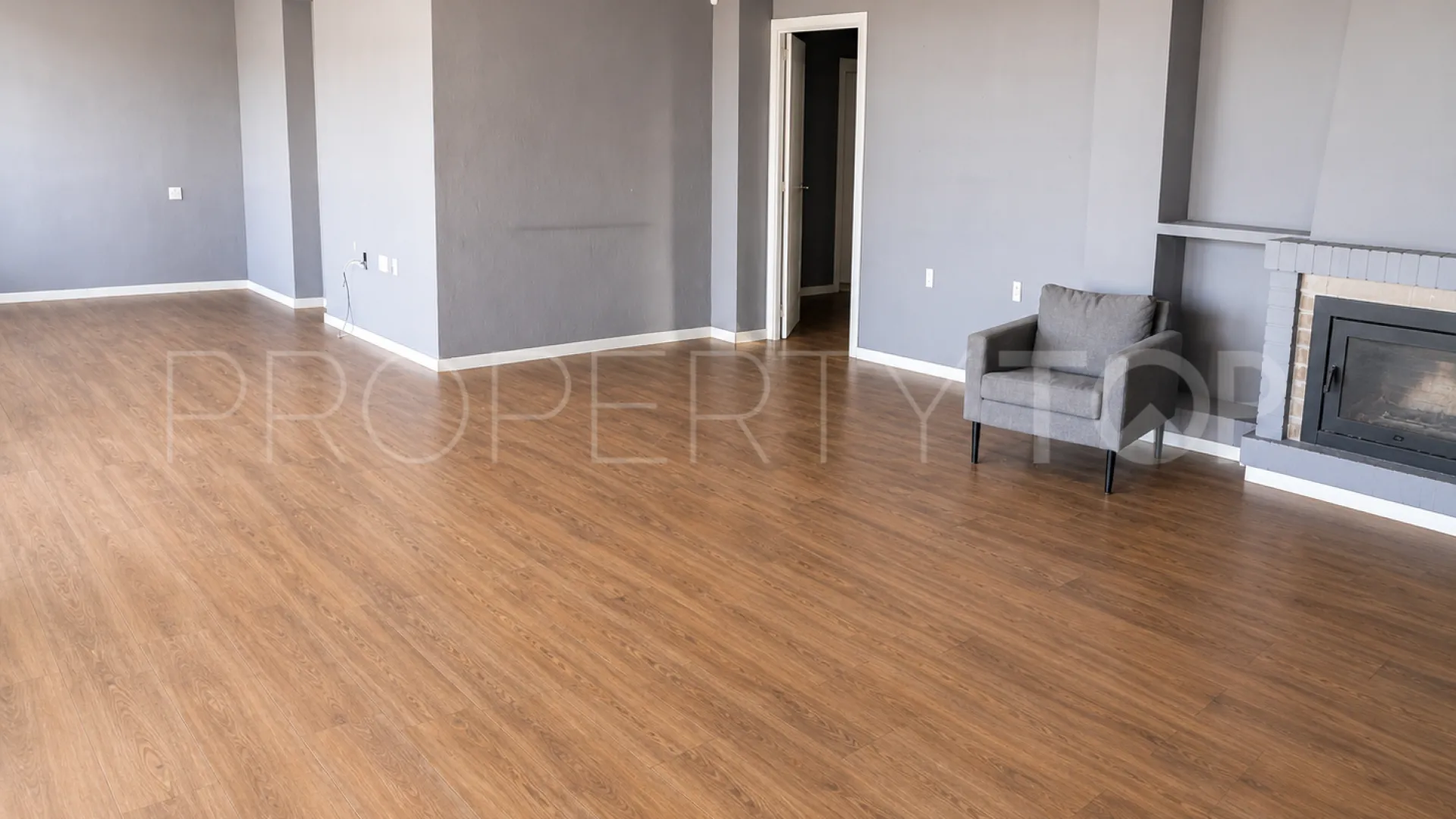 Se vende villa en Paraiso Medio