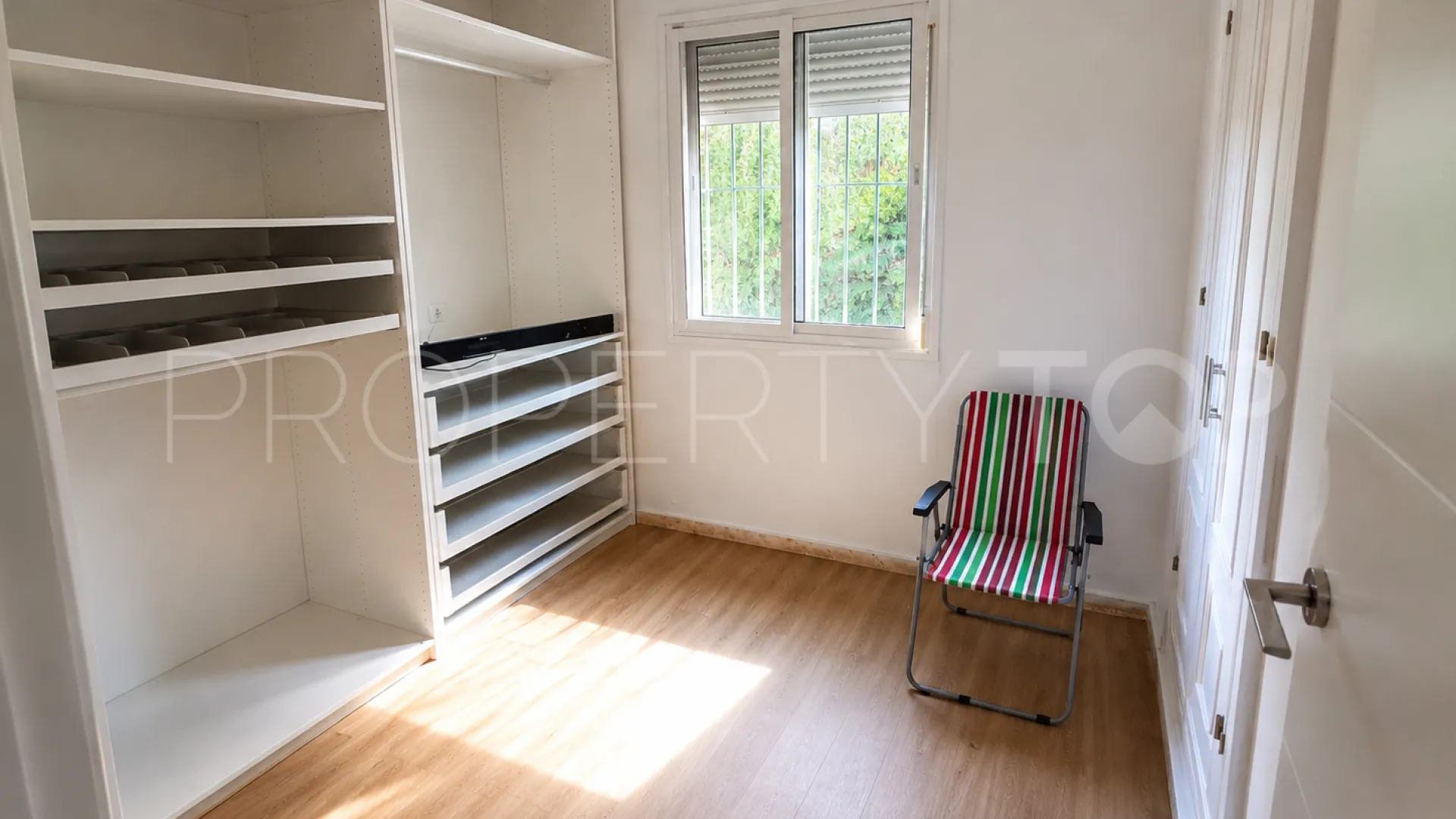 Se vende villa en Paraiso Medio