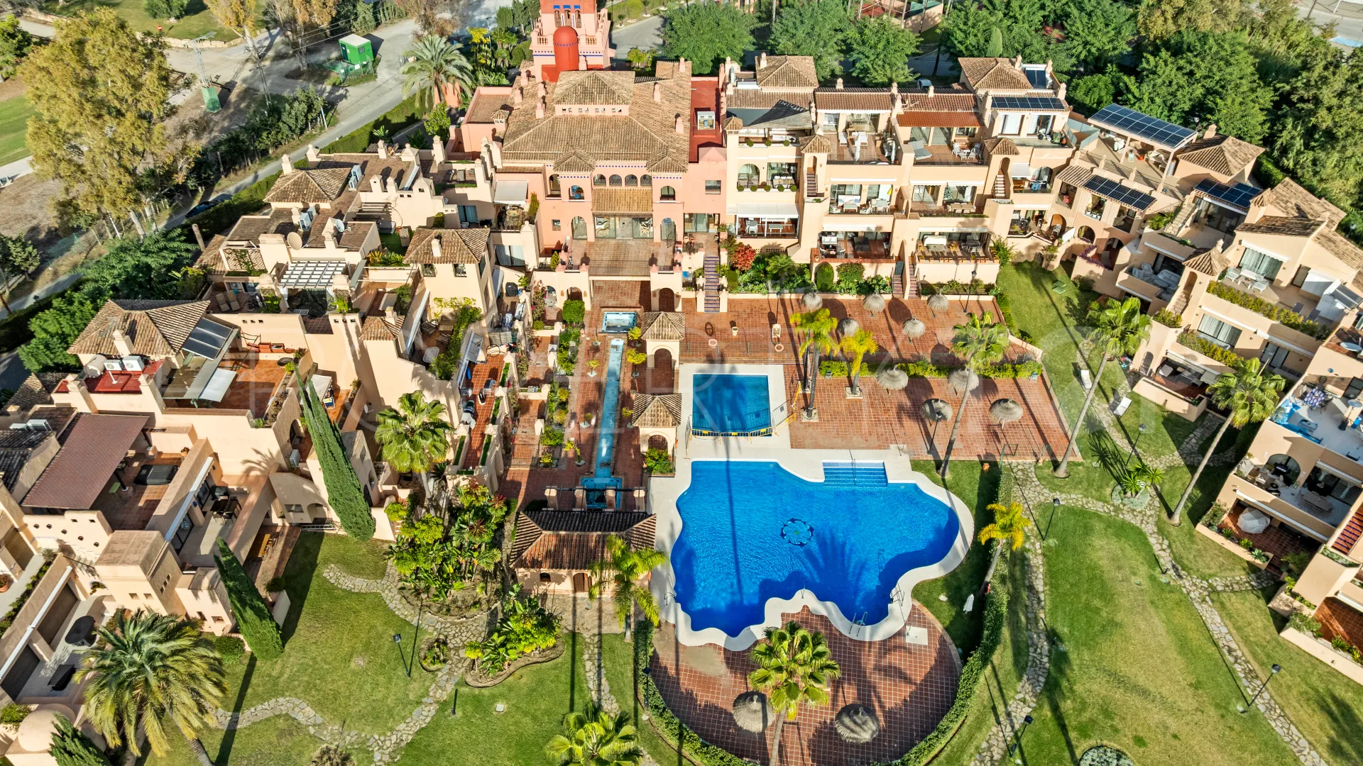 La Cartuja del Golf, atico duplex de 3 dormitorios a la venta