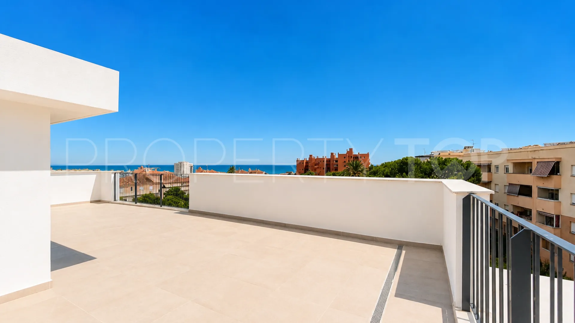 For sale Estepona Centre duplex penthouse