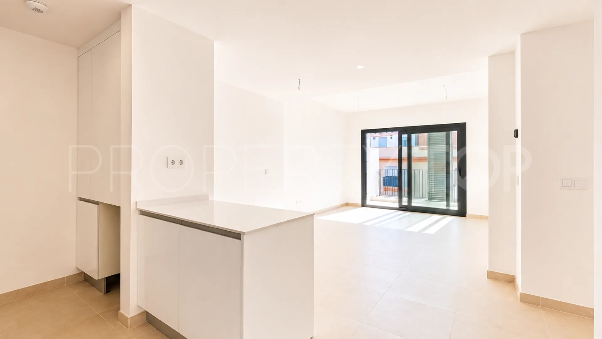 2 bedrooms duplex penthouse in Estepona Centre for sale