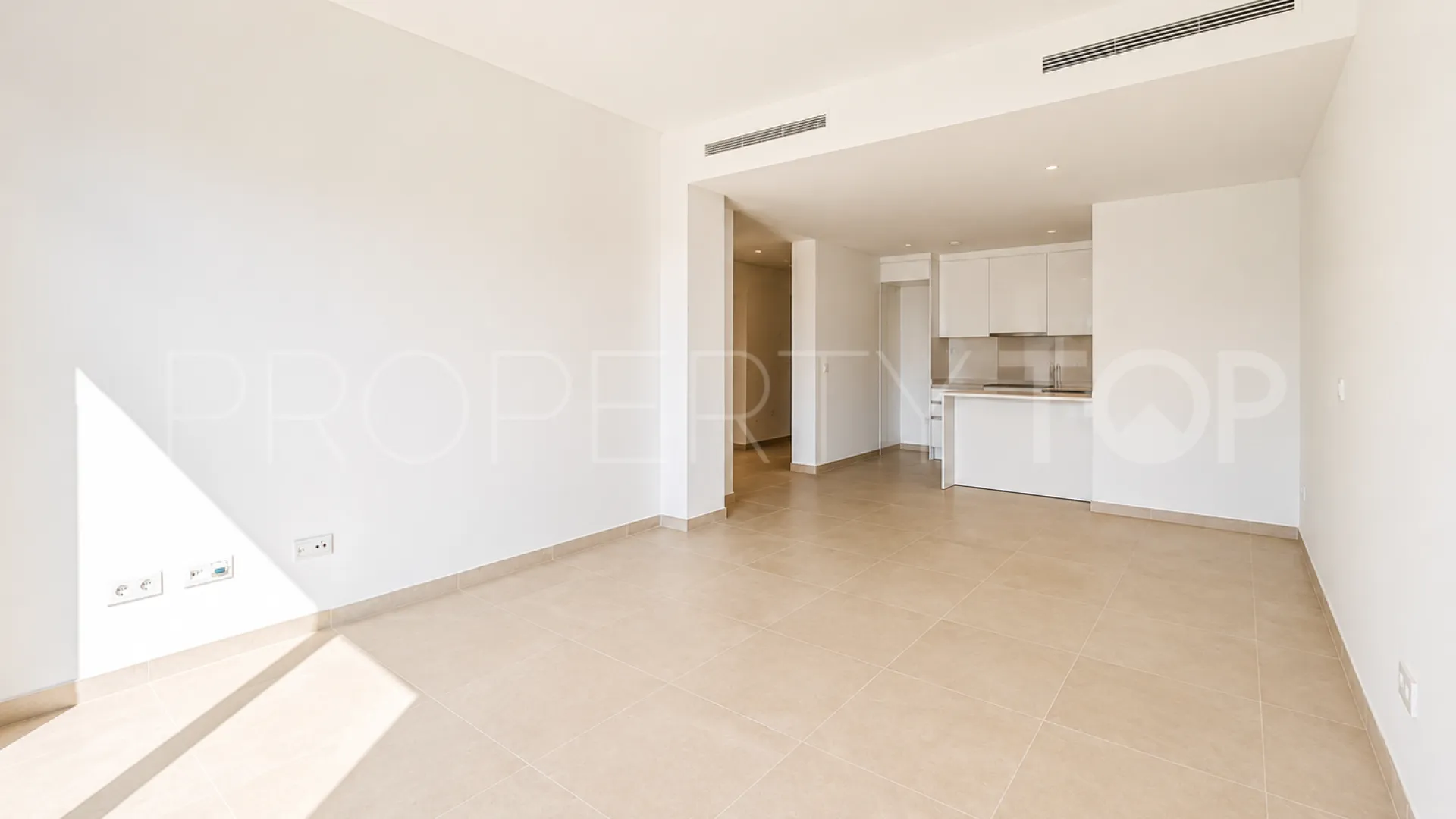 2 bedrooms duplex penthouse in Estepona Centre for sale