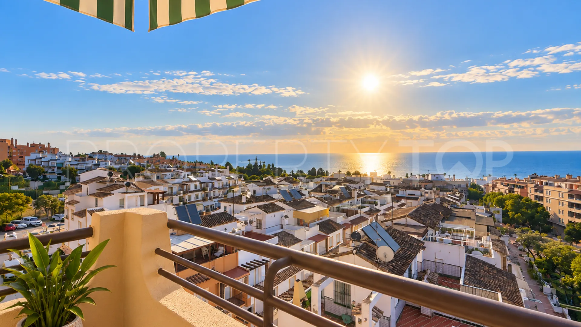 Avda de Andalucia - Sierra de Estepona, Ático en venta