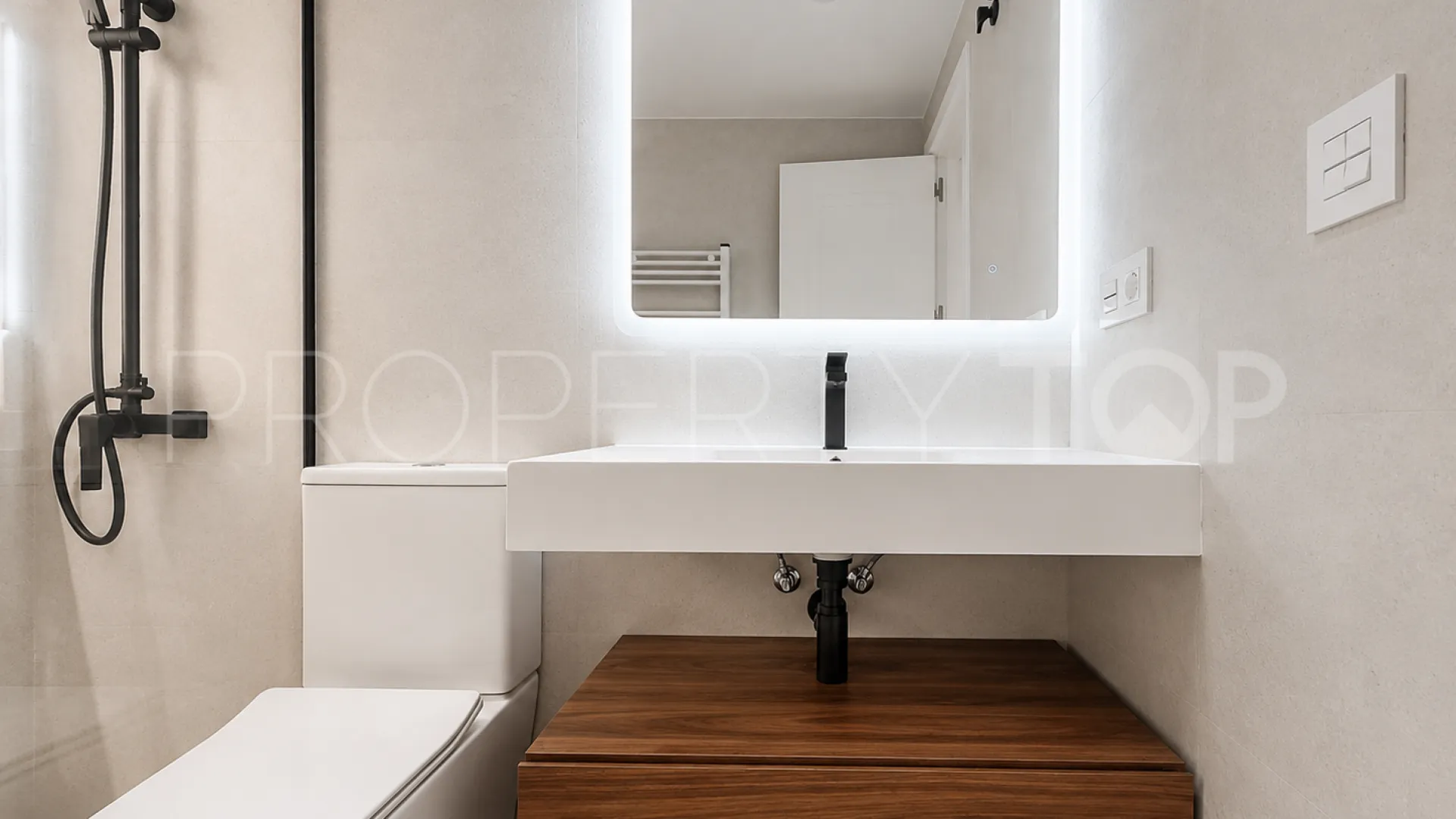 Comprar apartamento en Las Mesas con 2 dormitorios