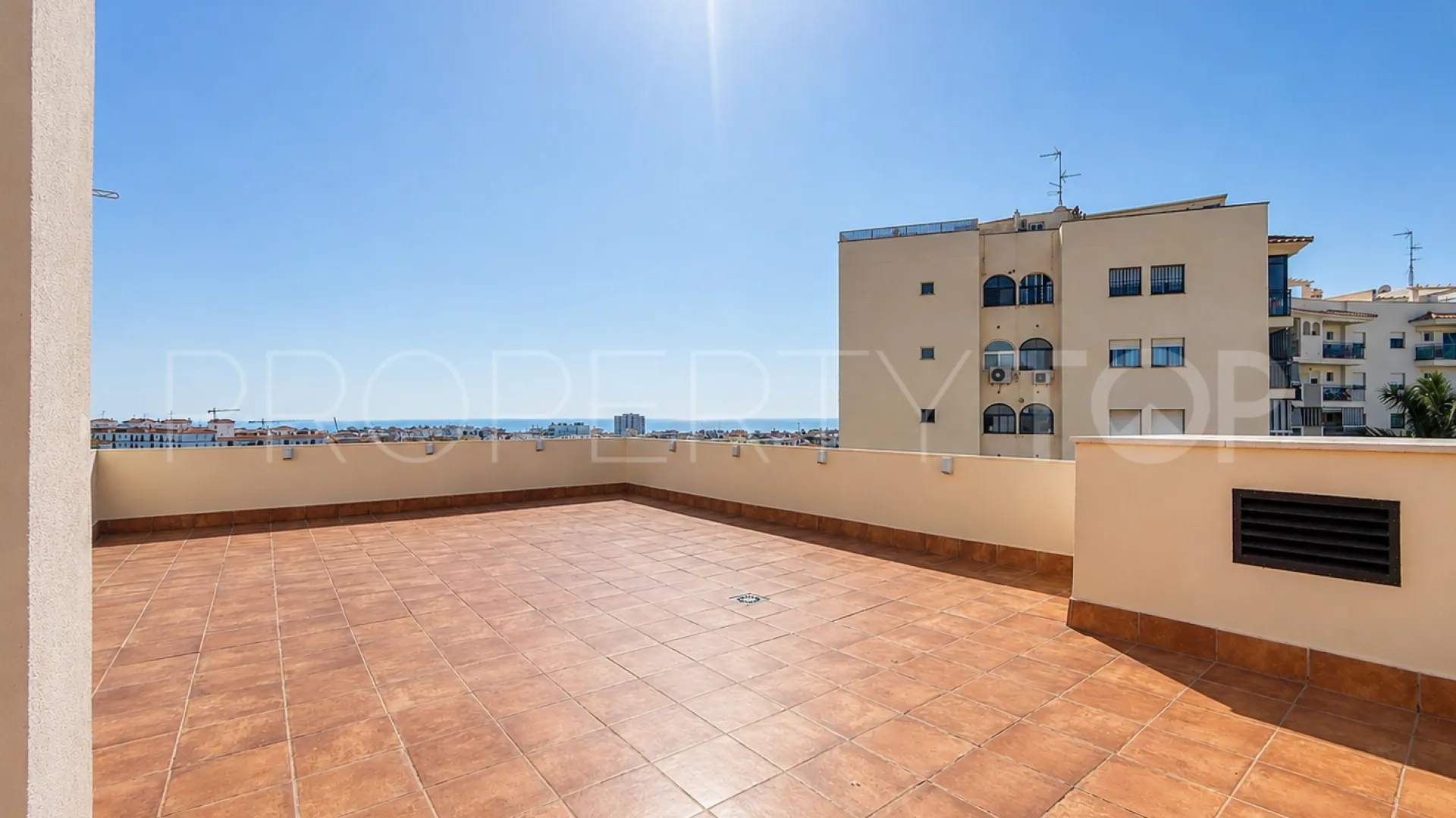 Comprar apartamento en Las Mesas con 2 dormitorios