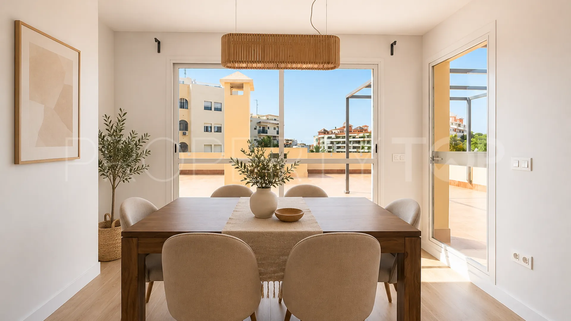 Comprar apartamento en Las Mesas con 2 dormitorios