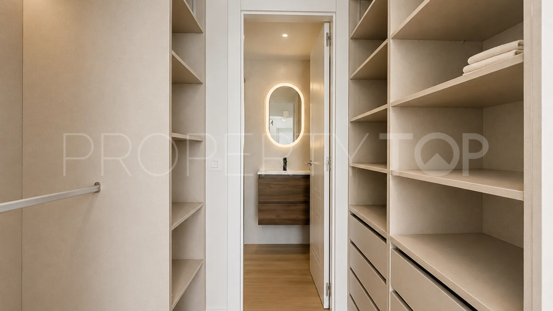 Comprar apartamento en Las Mesas con 2 dormitorios