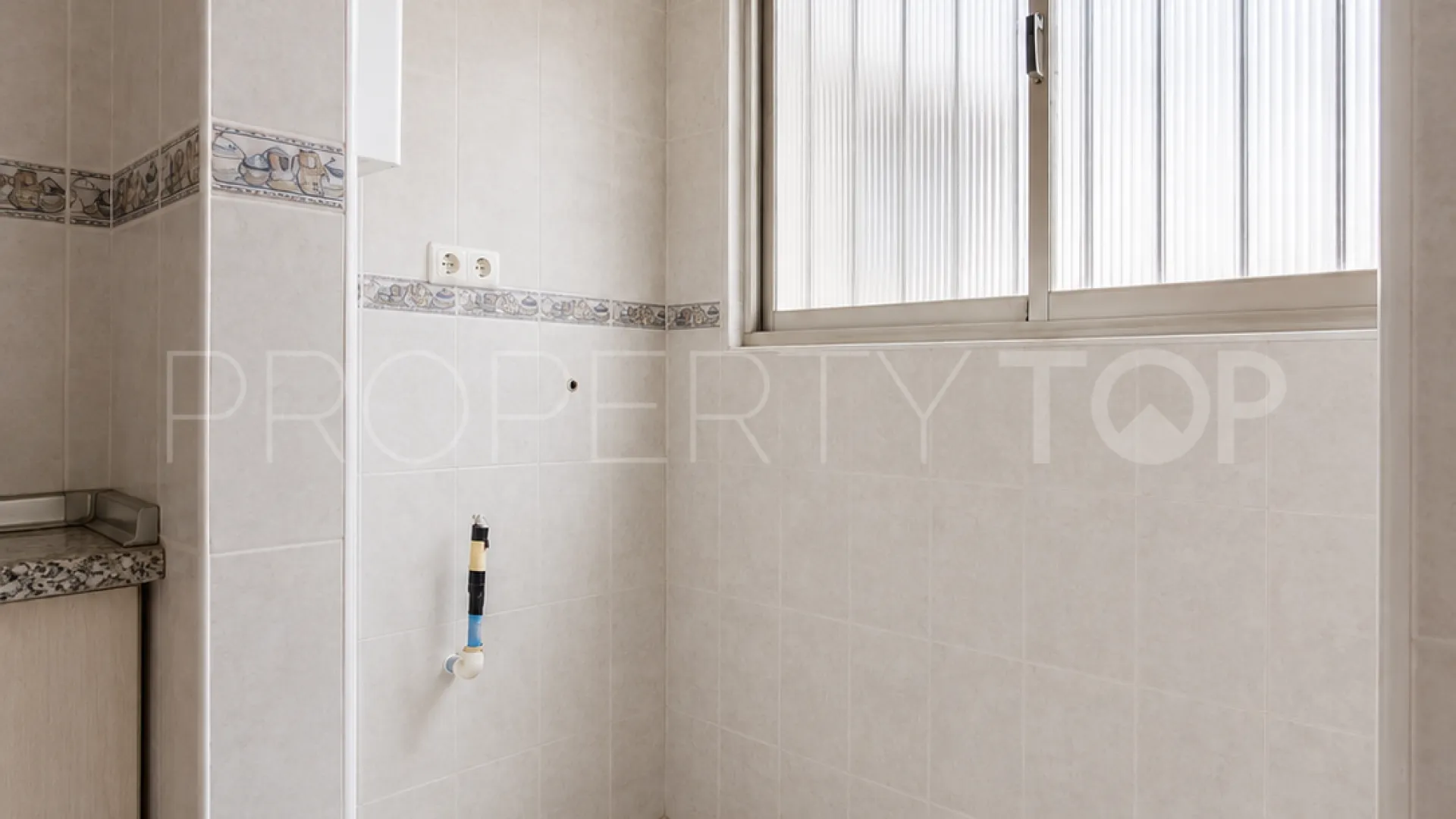 Avda de Andalucia - Sierra de Estepona, apartamento en venta