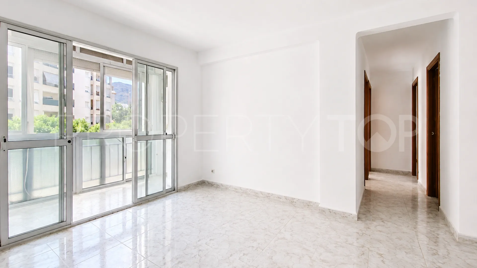 Avda de Andalucia - Sierra de Estepona, apartamento en venta