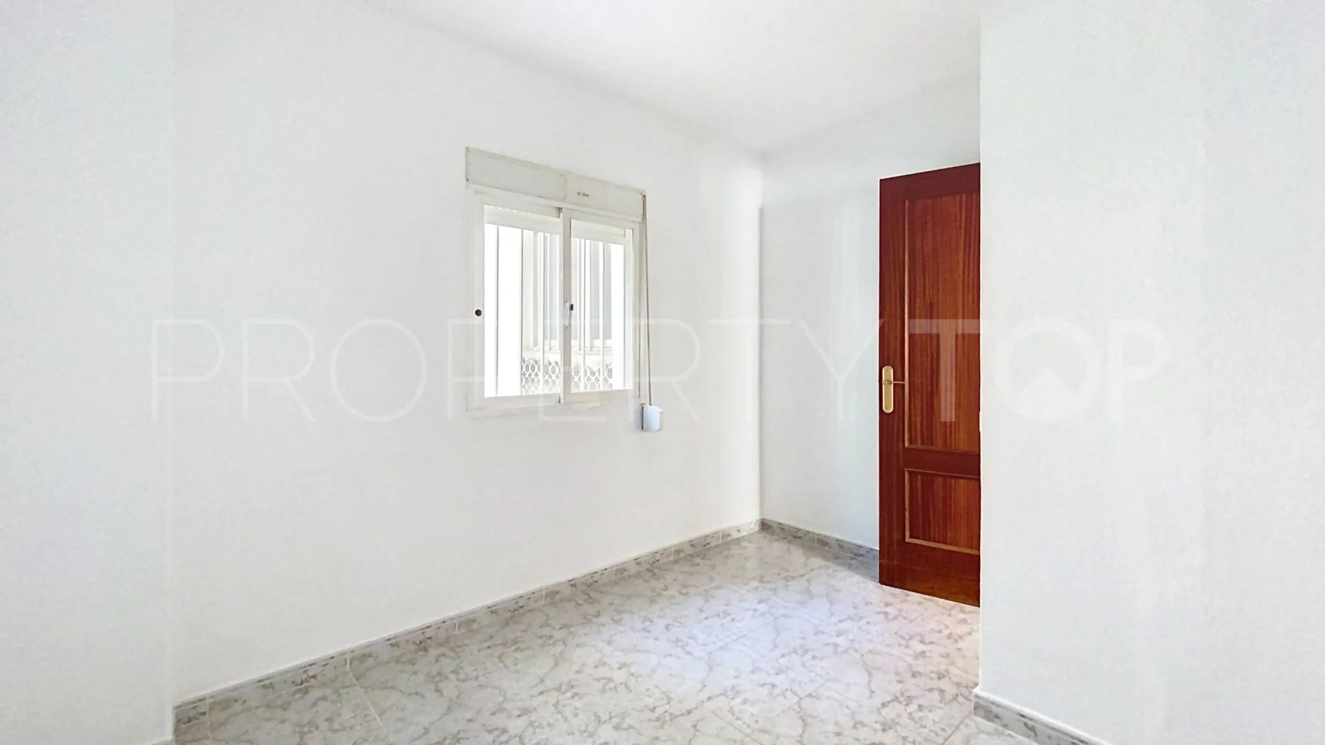 Avda de Andalucia - Sierra de Estepona, apartamento en venta