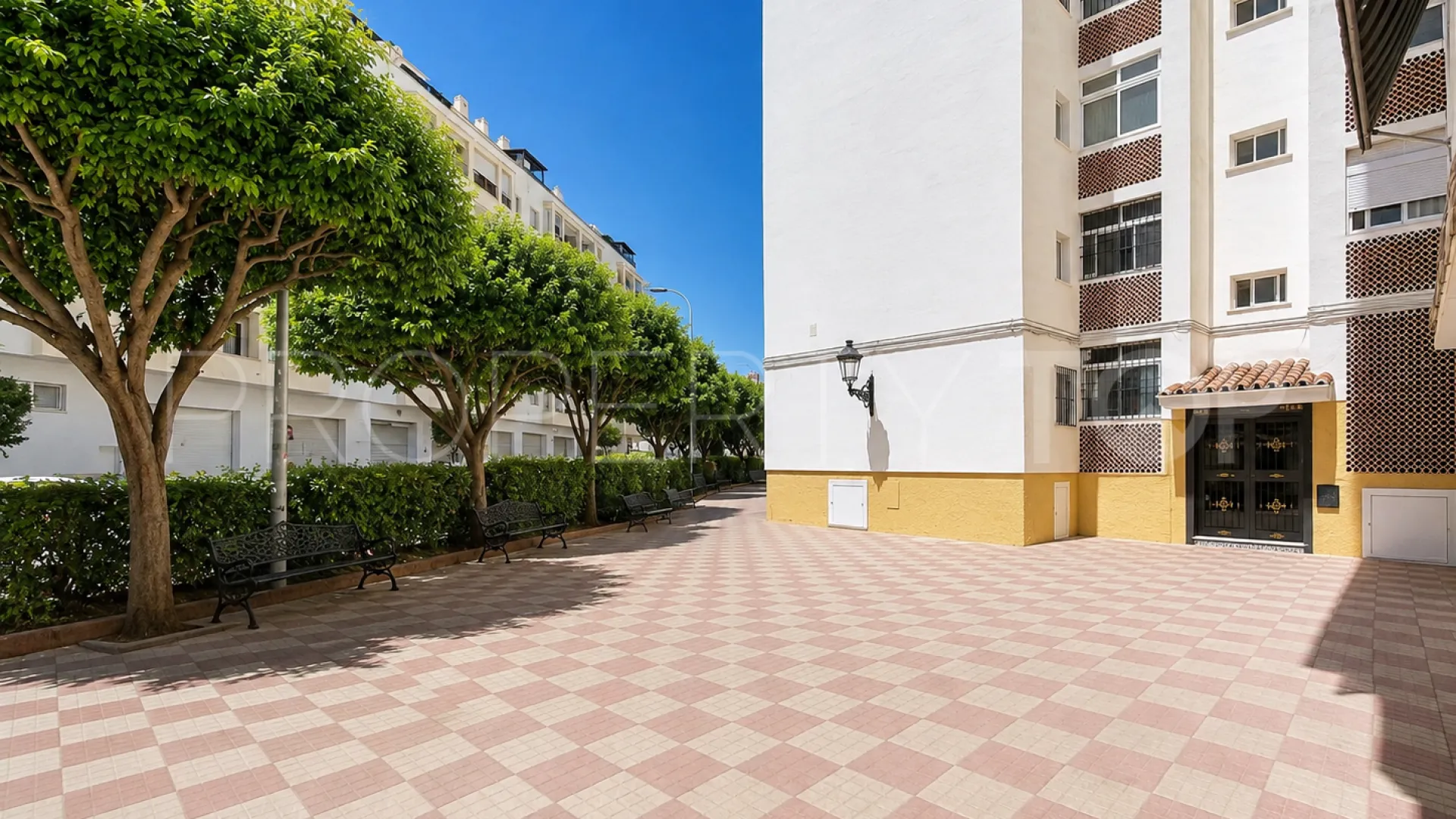 Avda de Andalucia - Sierra de Estepona, apartamento en venta