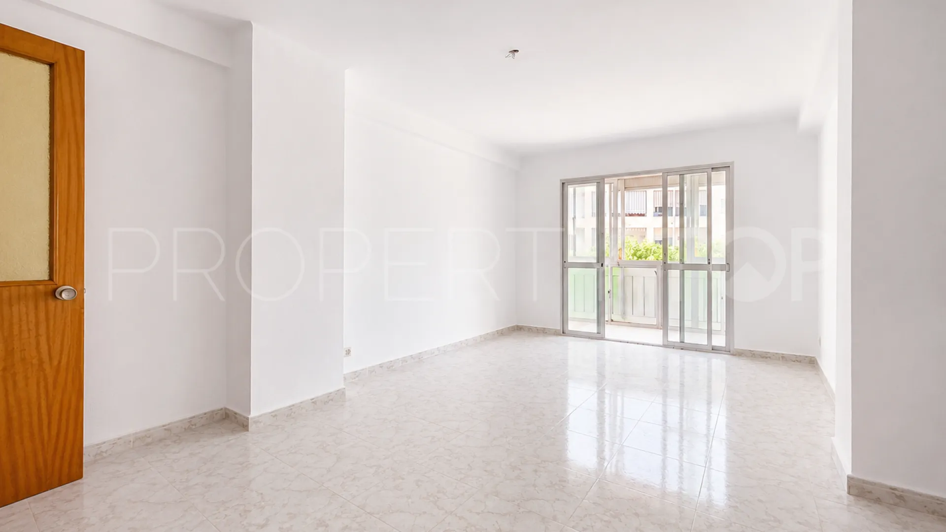 Avda de Andalucia - Sierra de Estepona, apartamento en venta