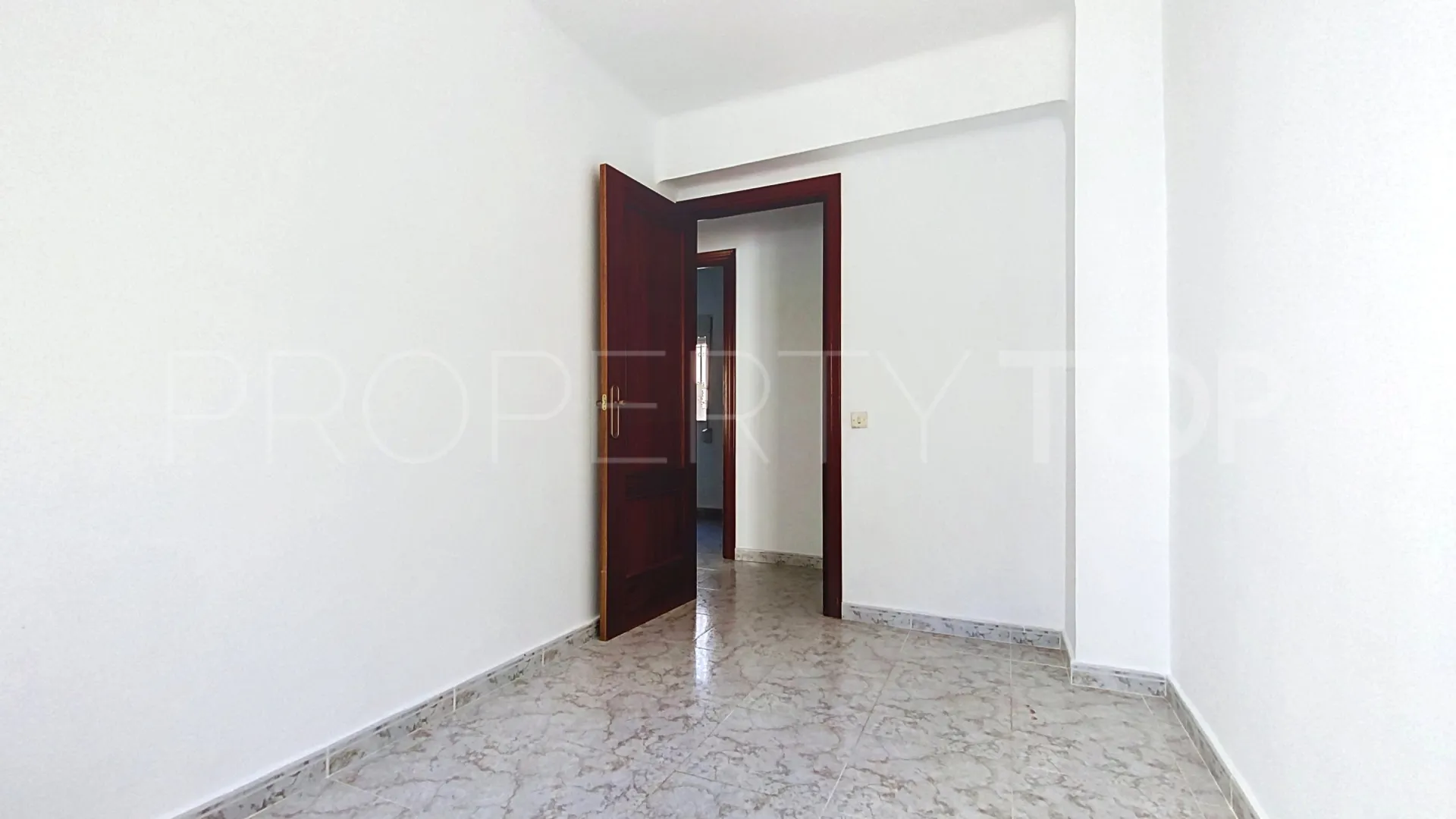 Avda de Andalucia - Sierra de Estepona, apartamento en venta