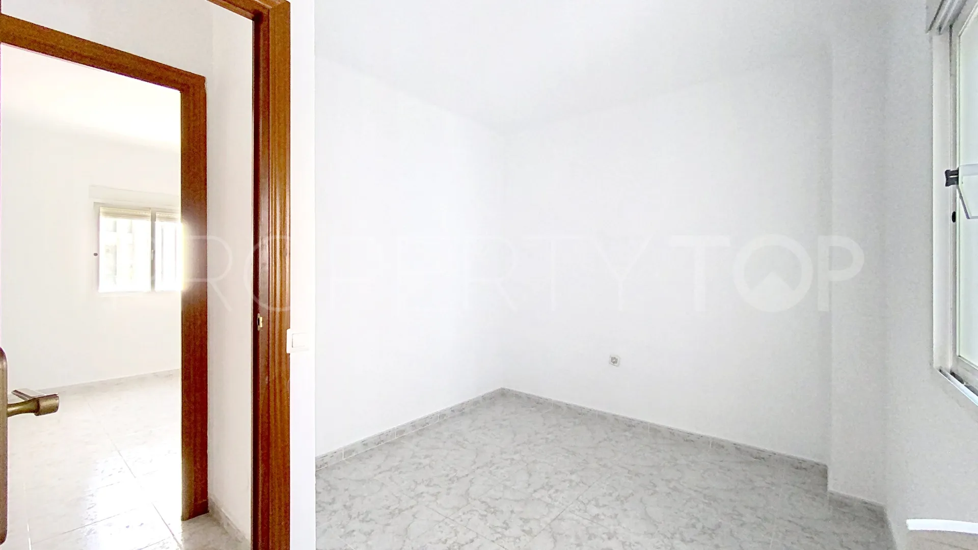 Avda de Andalucia - Sierra de Estepona, apartamento en venta