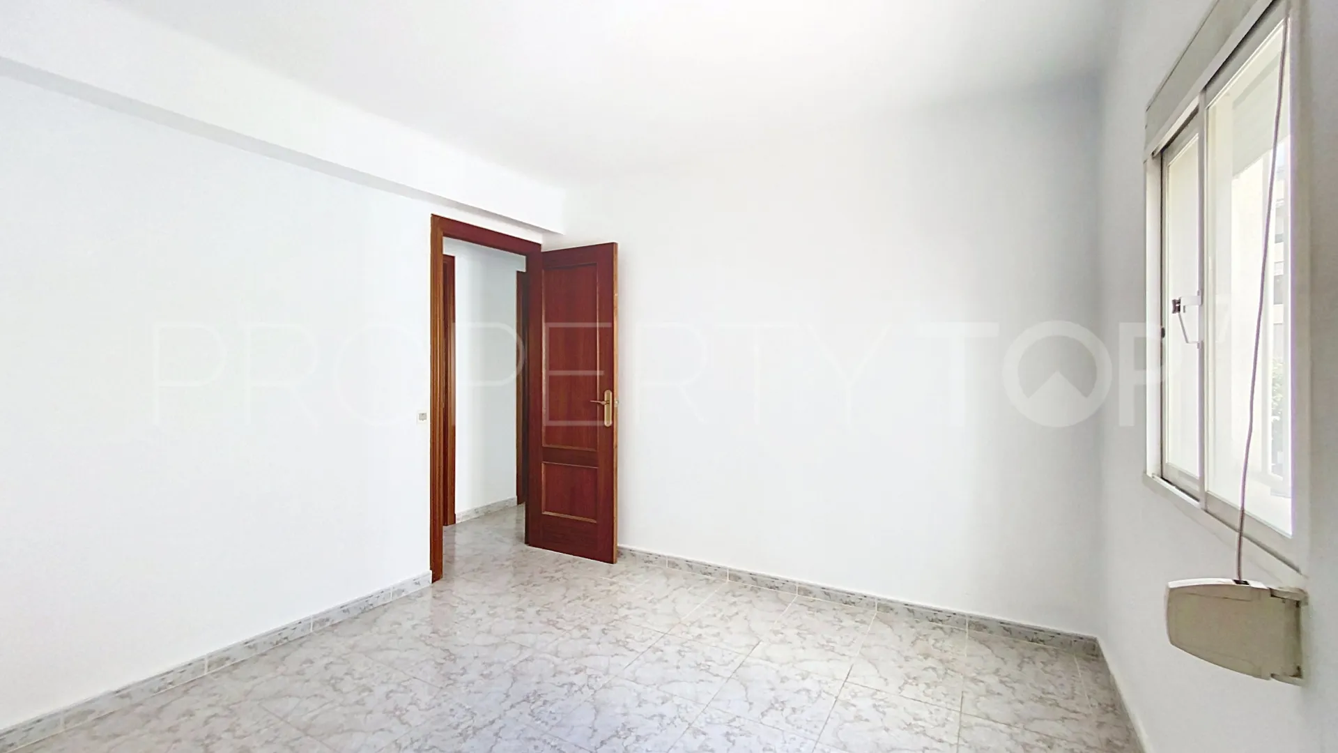 Avda de Andalucia - Sierra de Estepona, apartamento en venta