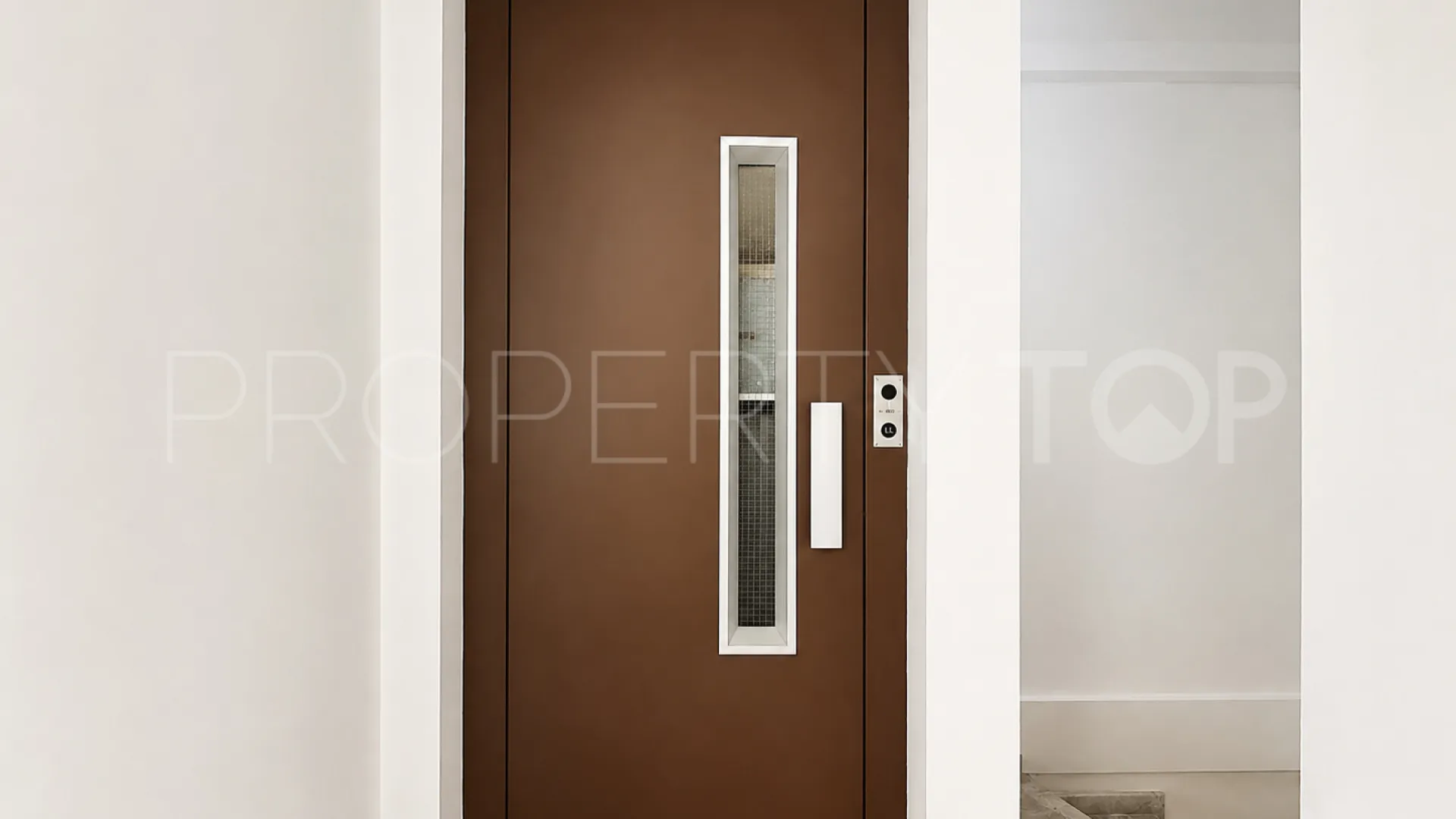 For sale town house in La Galera Park with 3 bedrooms