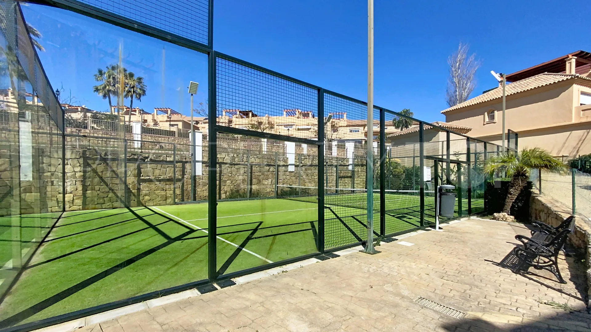 For sale town house in La Galera Park with 3 bedrooms