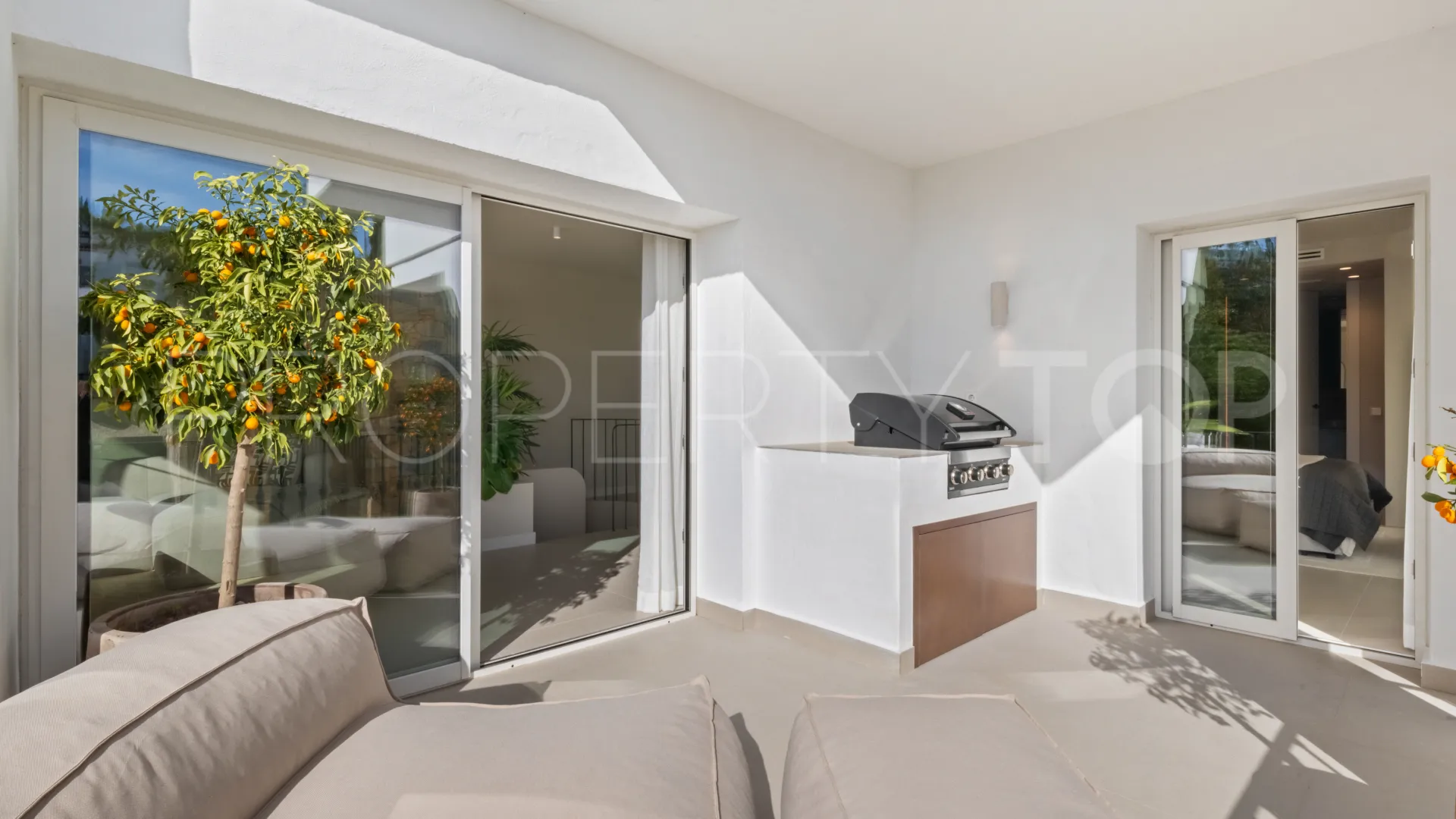 Se vende apartamento con 3 dormitorios en La Quinta