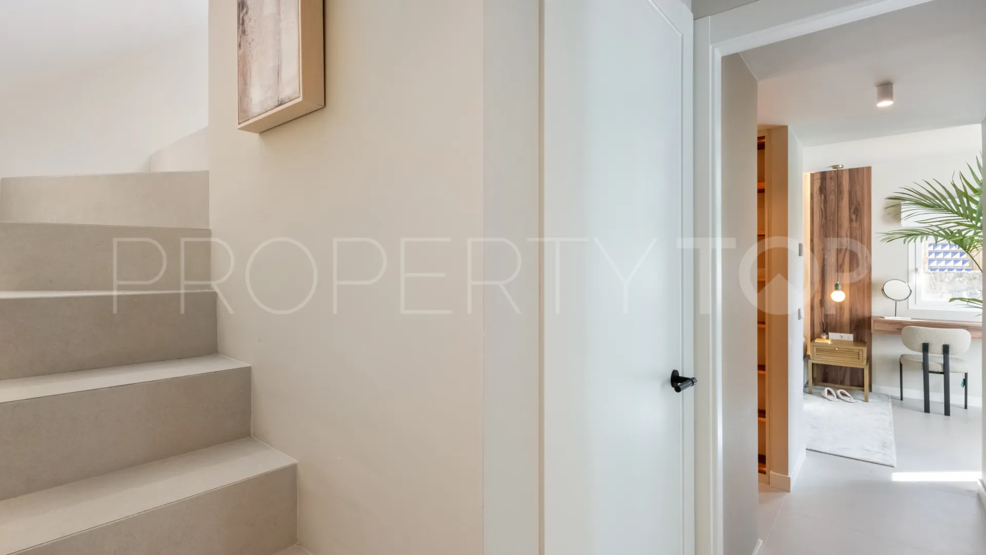 Se vende apartamento con 3 dormitorios en La Quinta