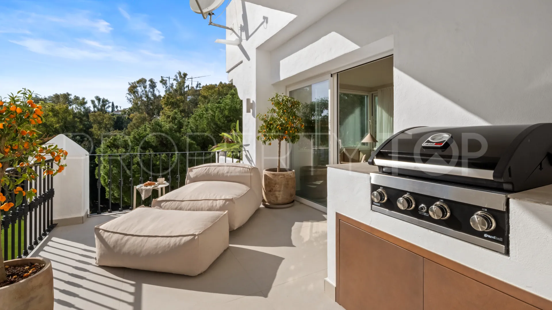 Se vende apartamento con 3 dormitorios en La Quinta