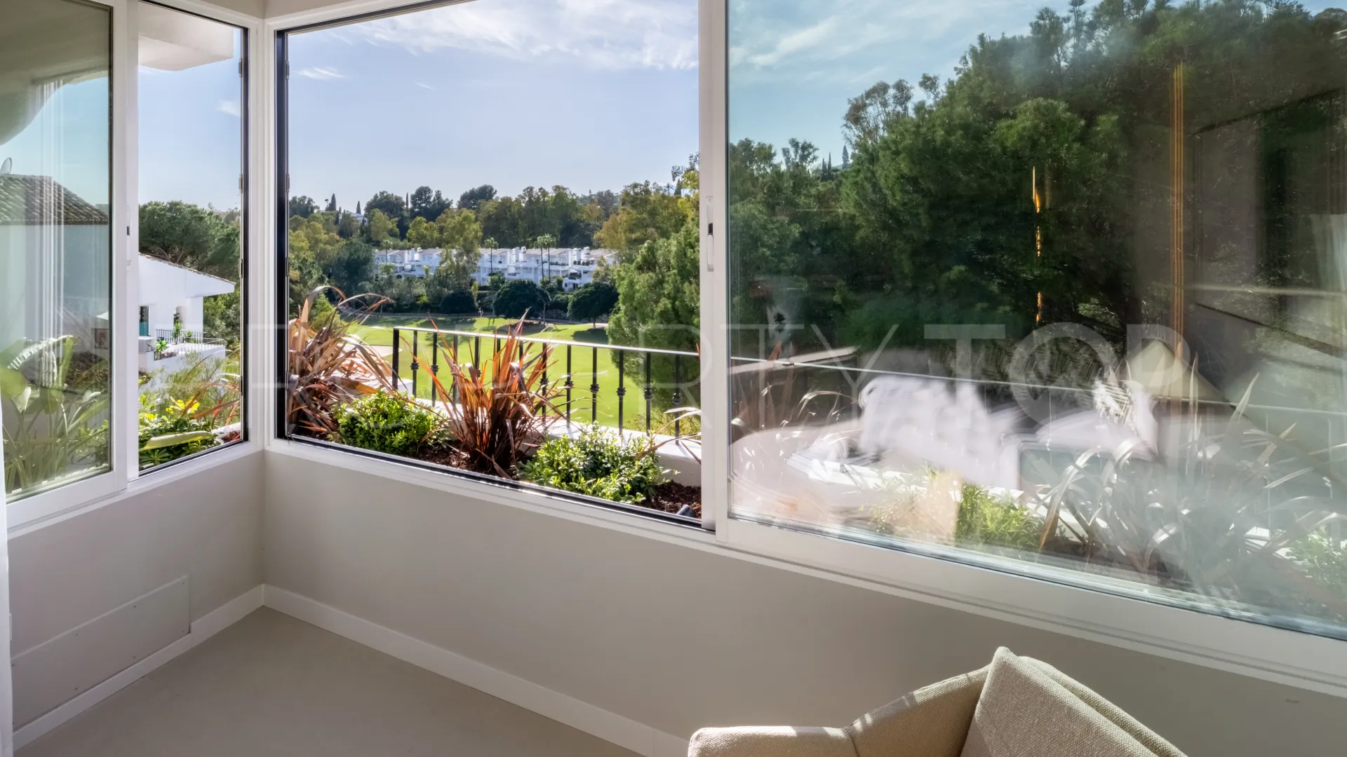 Se vende apartamento con 3 dormitorios en La Quinta