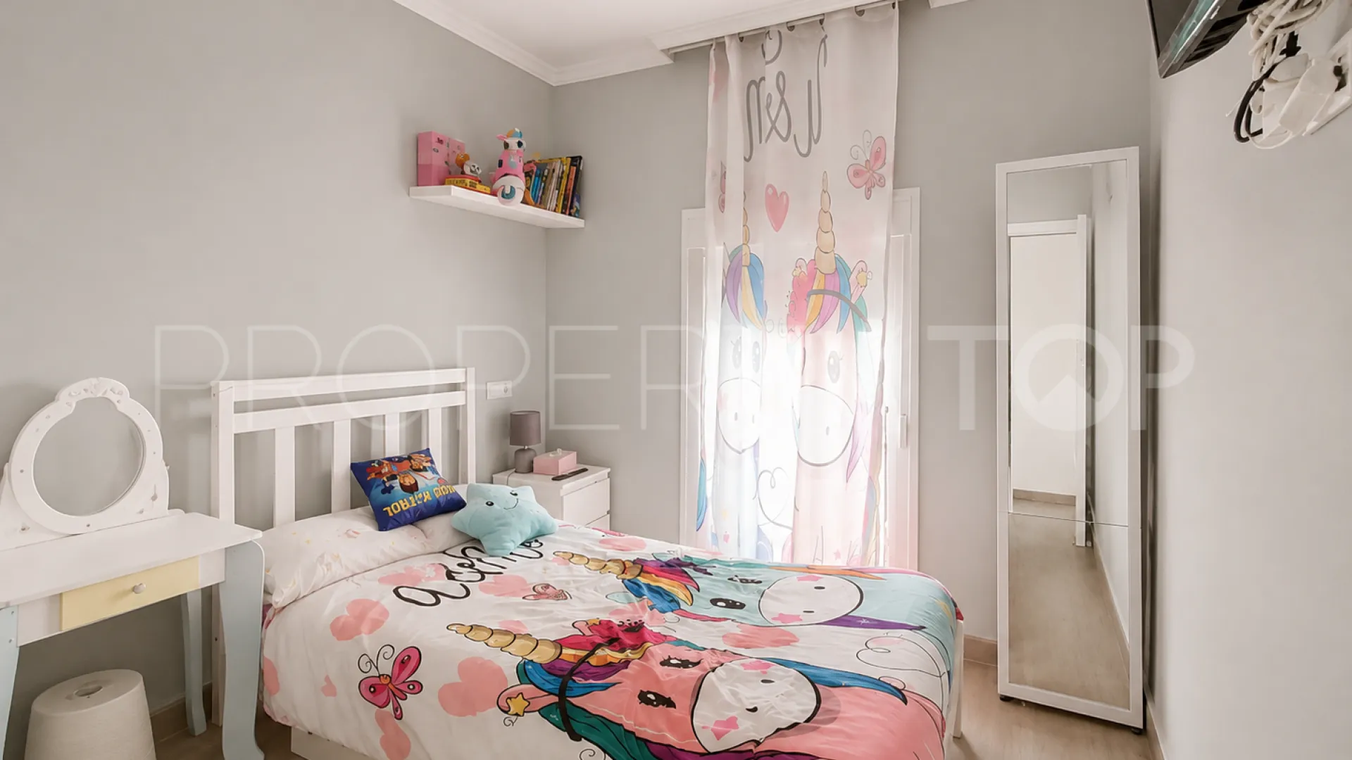 For sale town house with 3 bedrooms in Estepona Old Town