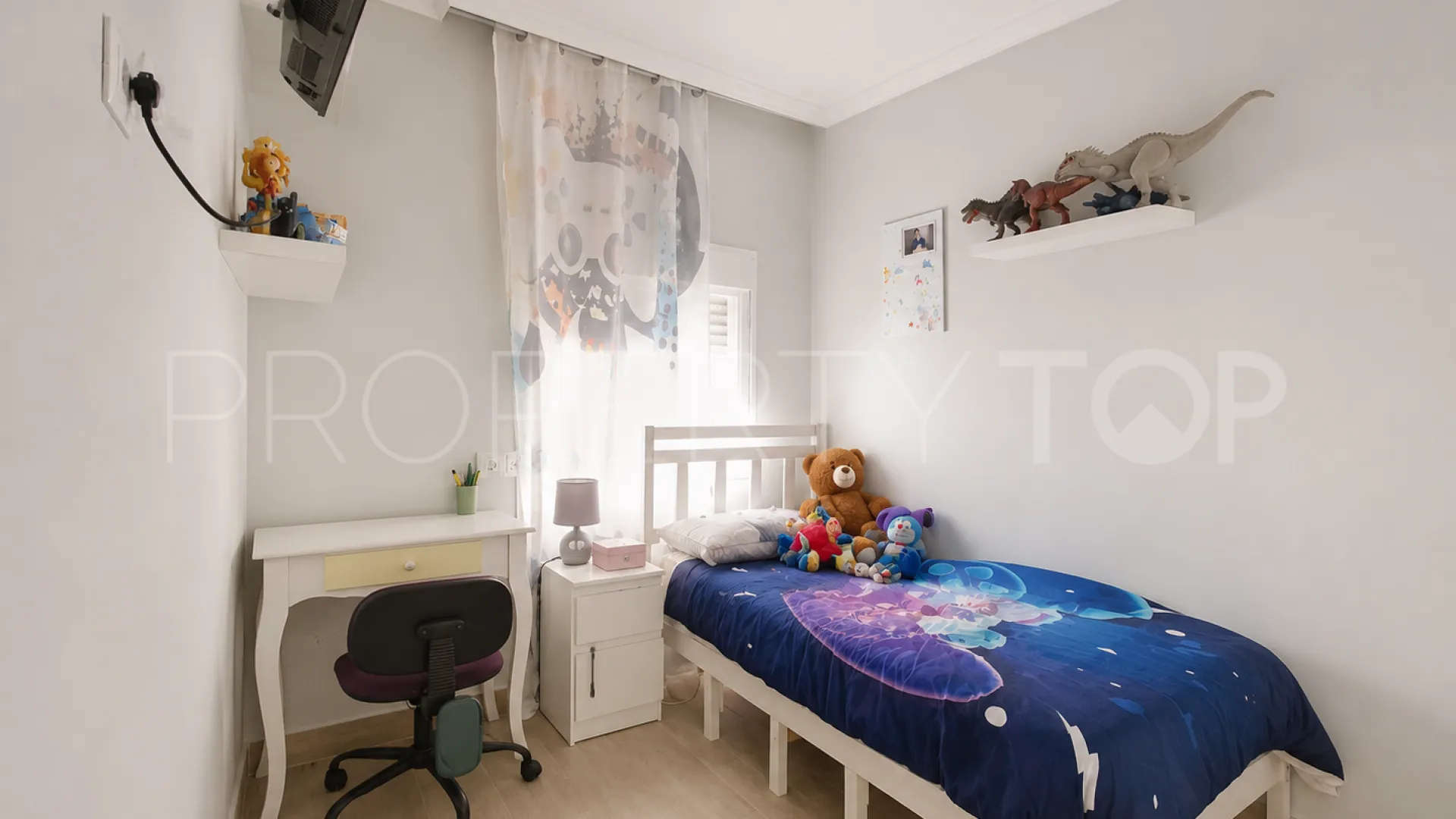 For sale town house with 3 bedrooms in Estepona Old Town