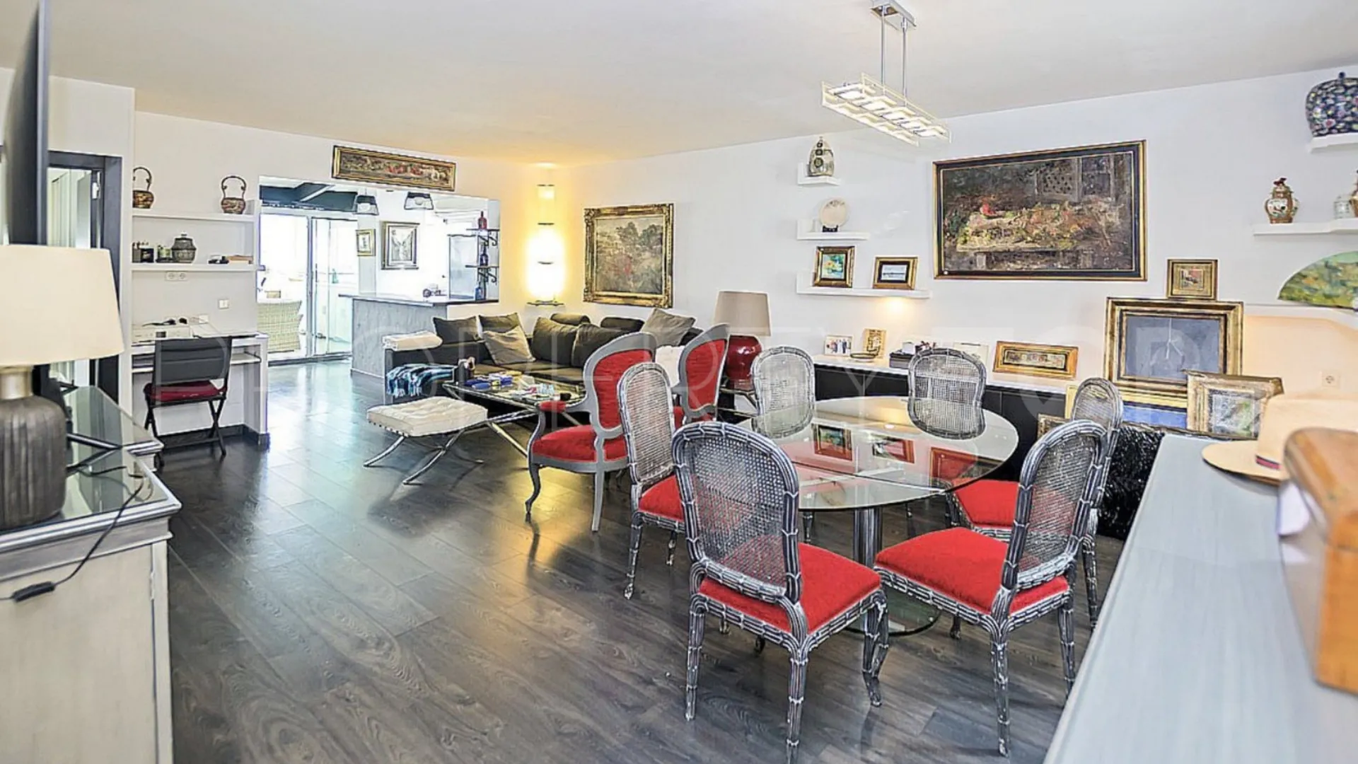 Ático en venta de 3 dormitorios en Marbella - Puerto Banus