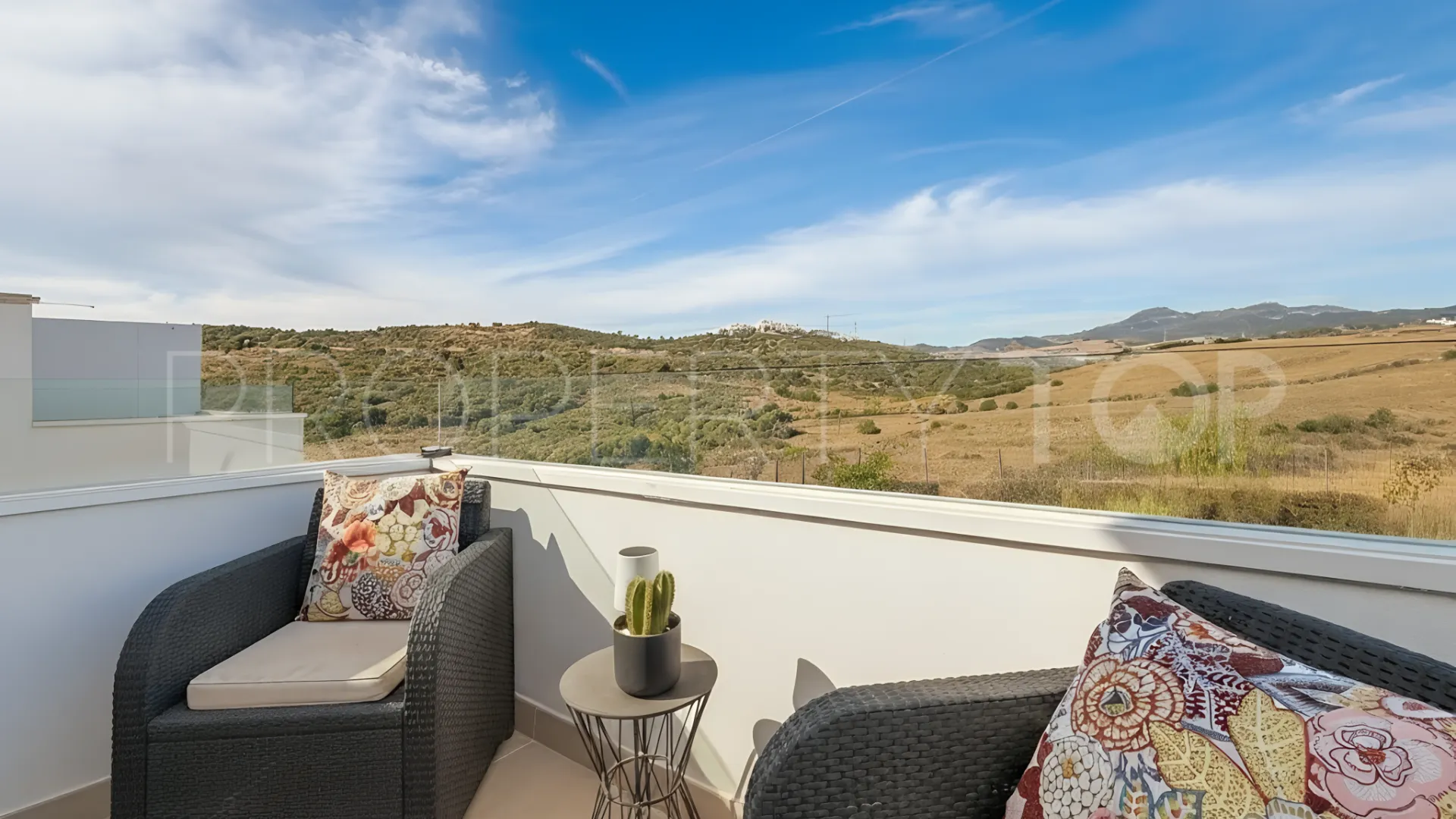 Atico duplex en venta con 2 dormitorios en Costa Galera