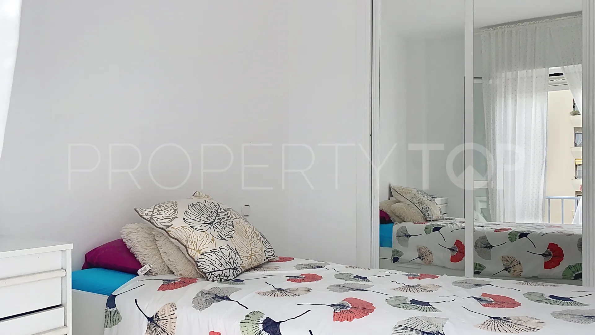 Se vende adosado en Atalaya Golf con 3 dormitorios