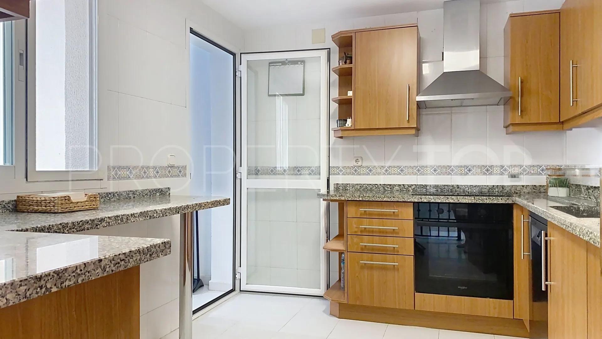 Se vende adosado en Atalaya Golf con 3 dormitorios