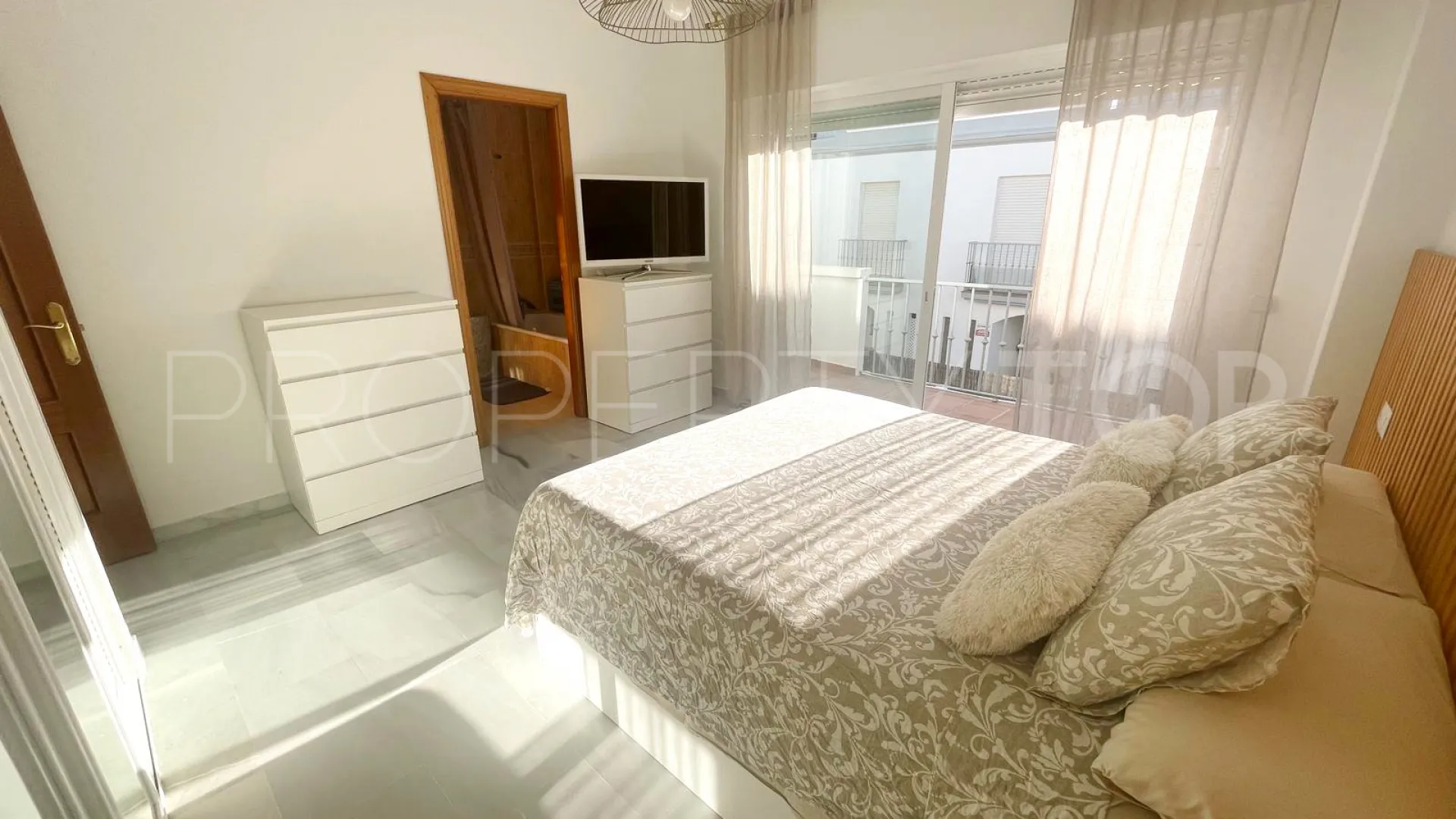 Se vende adosado en Atalaya Golf con 3 dormitorios