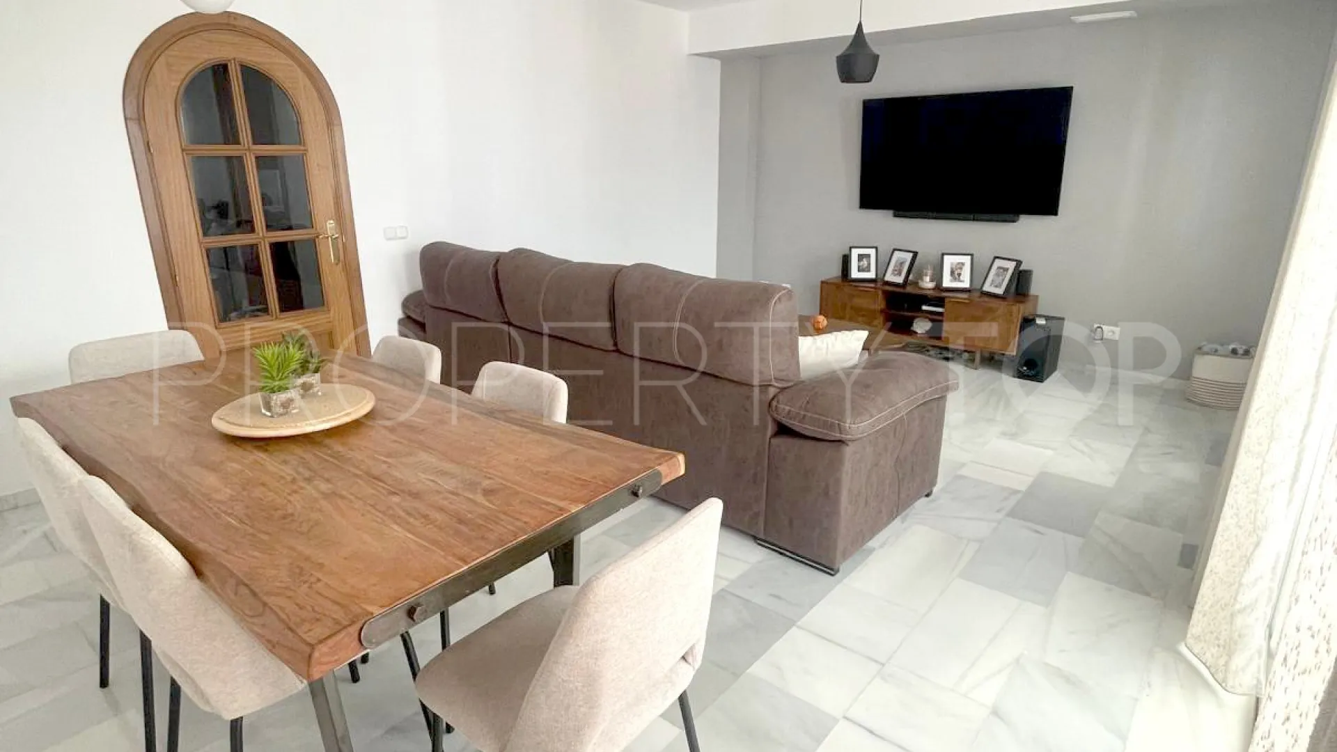 Se vende adosado en Atalaya Golf con 3 dormitorios
