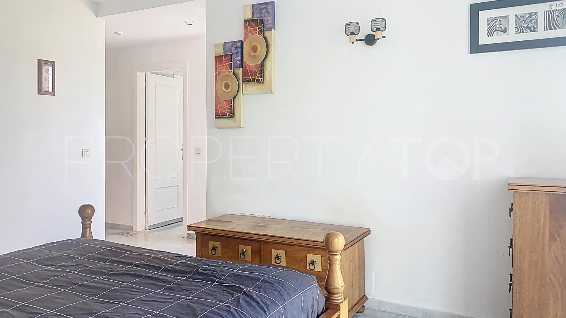 4 bedrooms semi detached house for sale in Guadalmina Alta