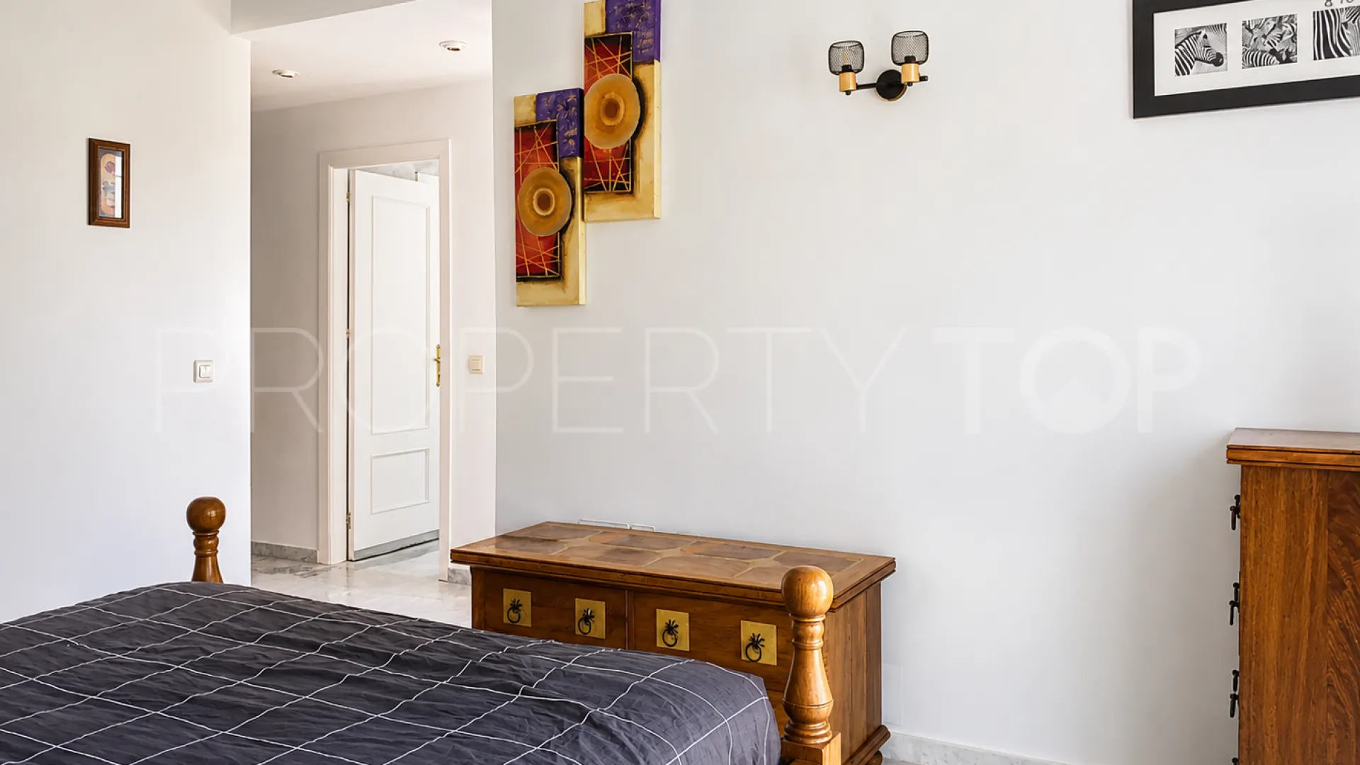 4 bedrooms semi detached house for sale in Guadalmina Alta