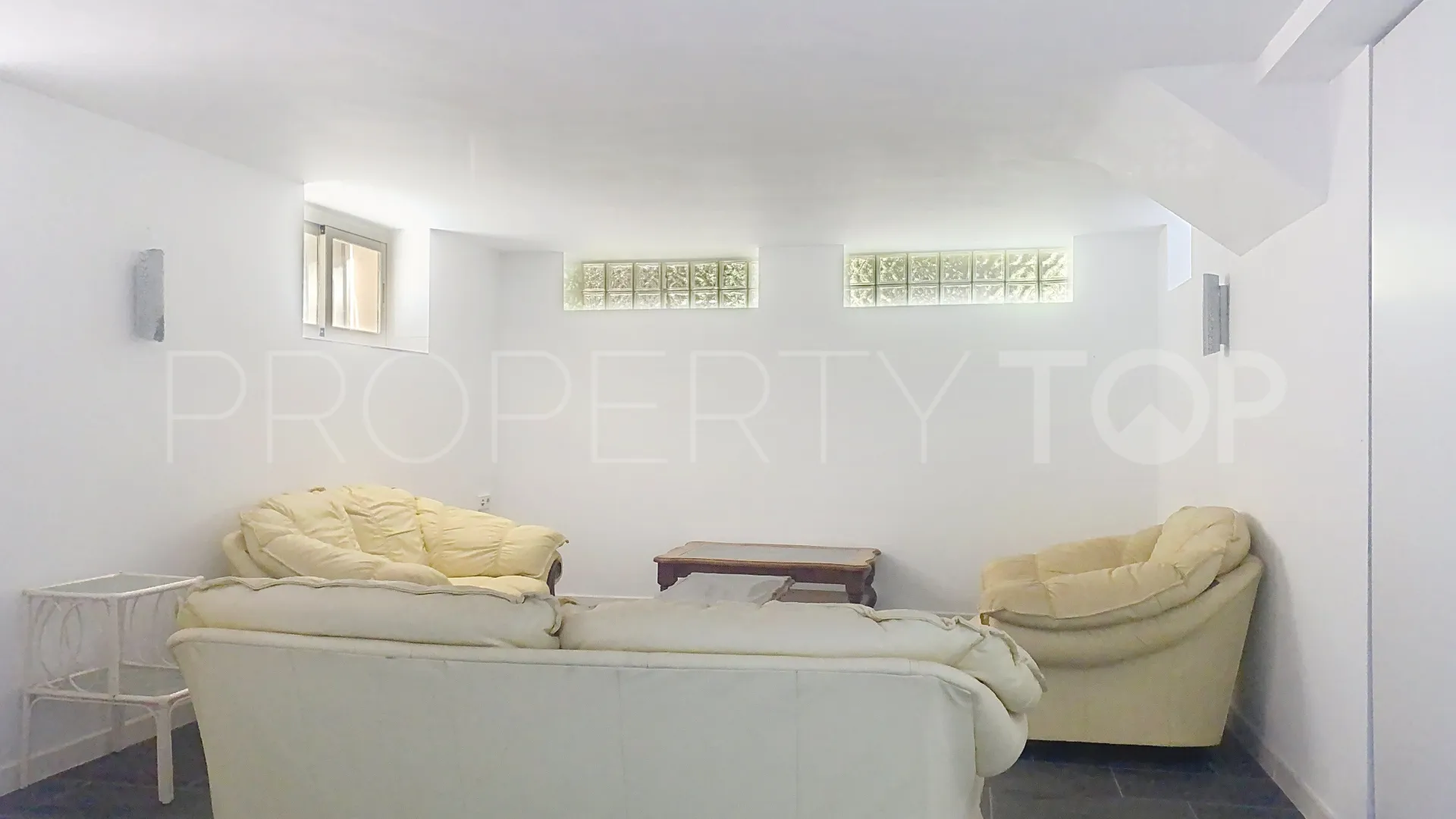 4 bedrooms semi detached house for sale in Guadalmina Alta